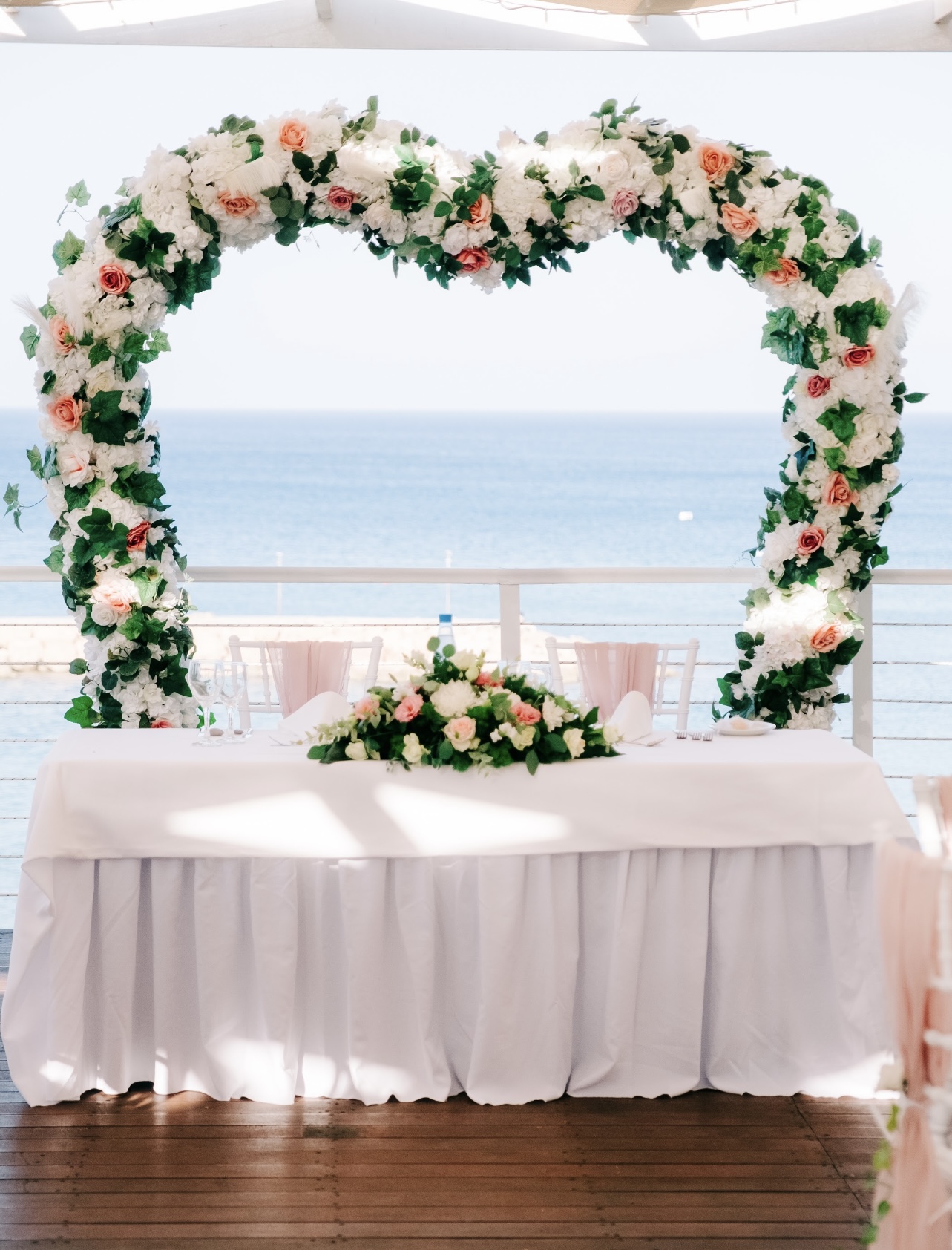 Book your wedding day in Golden Coast Beach Hotel