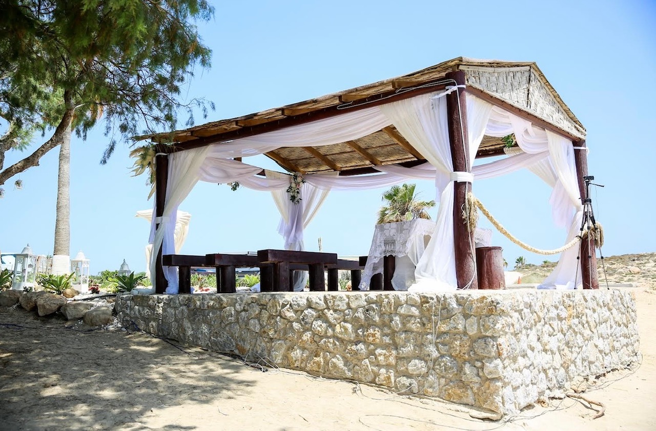 Book your wedding day in Venue Ammos (Kampouri) Main Venue & Beach Venue