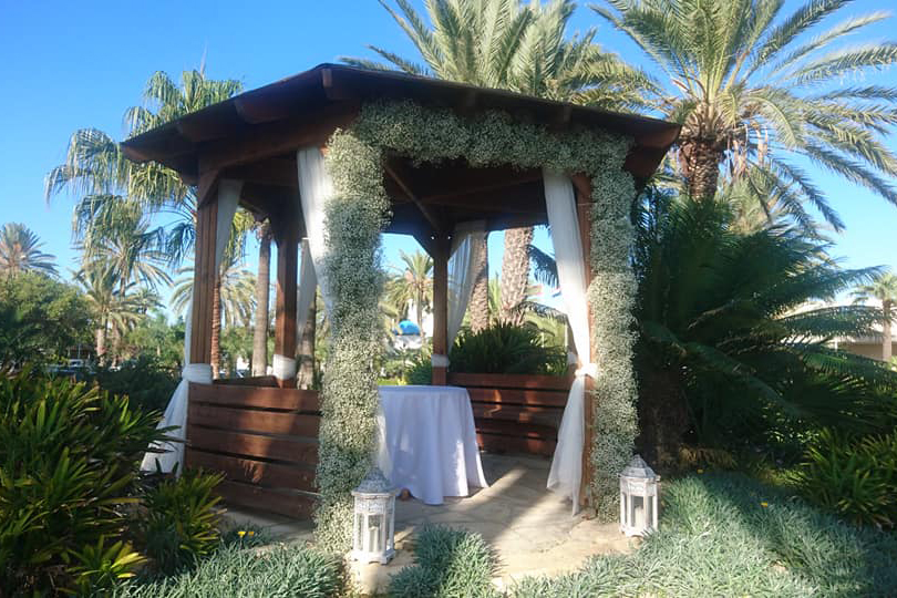 Book your wedding day in Palm Beach Hotel & Bungalows Larnaca