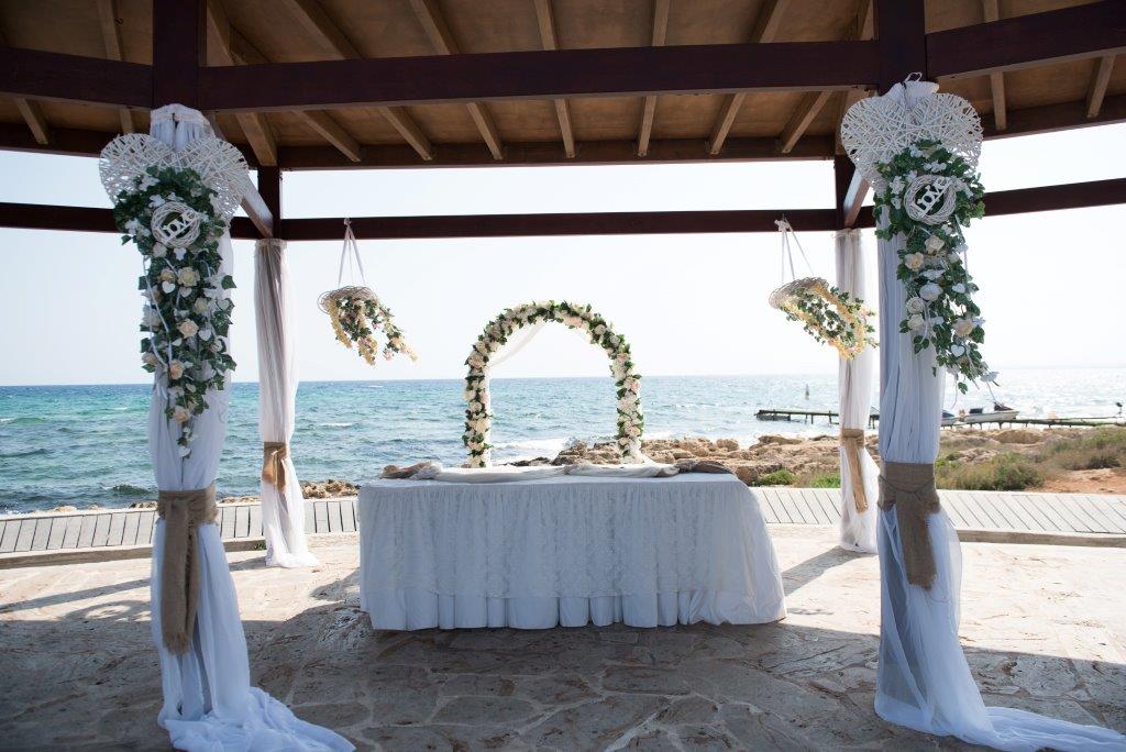 Book your wedding day in Poseidon Venue