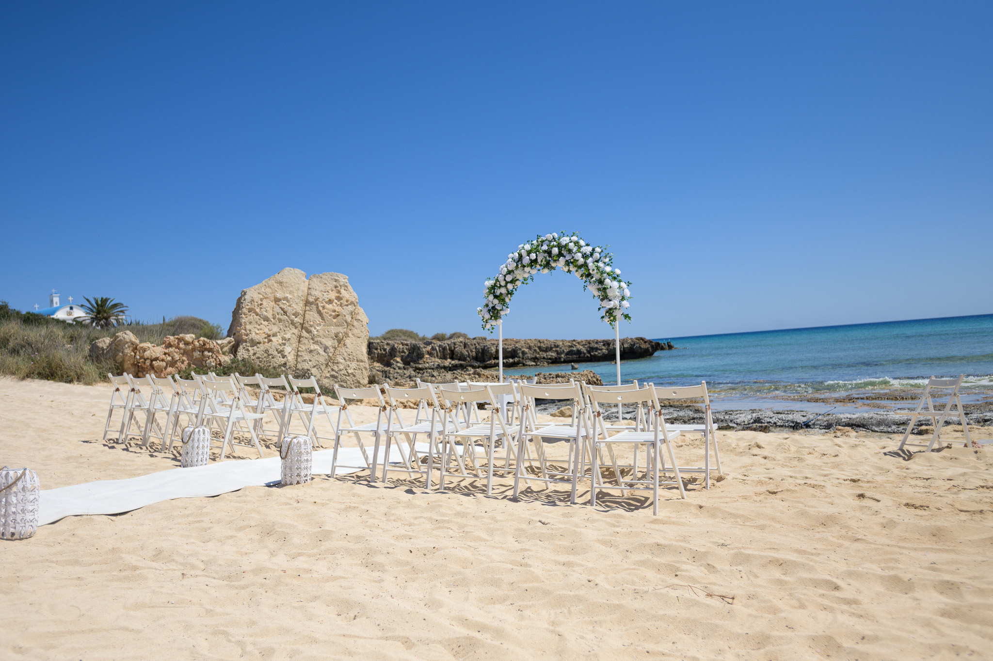 Image: http://www.bookyourweddingday.com/images/media/uploadfiles/AyiaTheklaCeremony.jpg