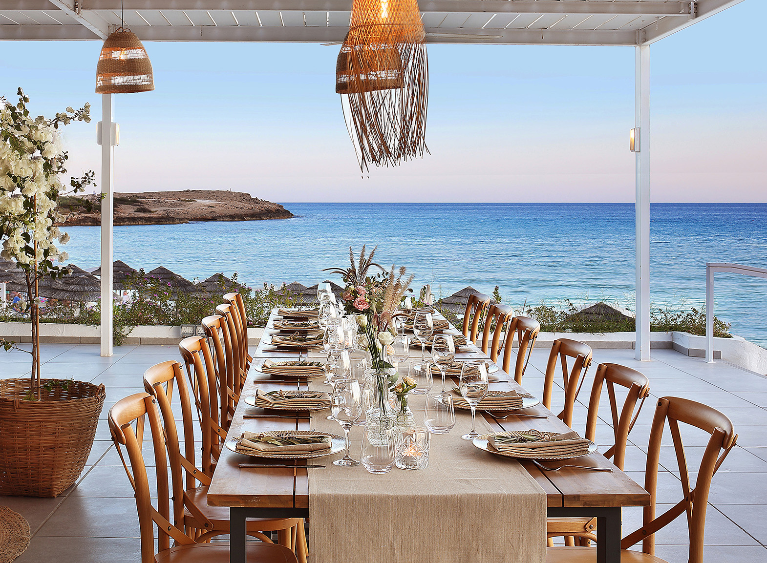 Image: http://www.bookyourweddingday.com/images/media/uploadfiles/Pelican-BoHo11_Approved.jpg