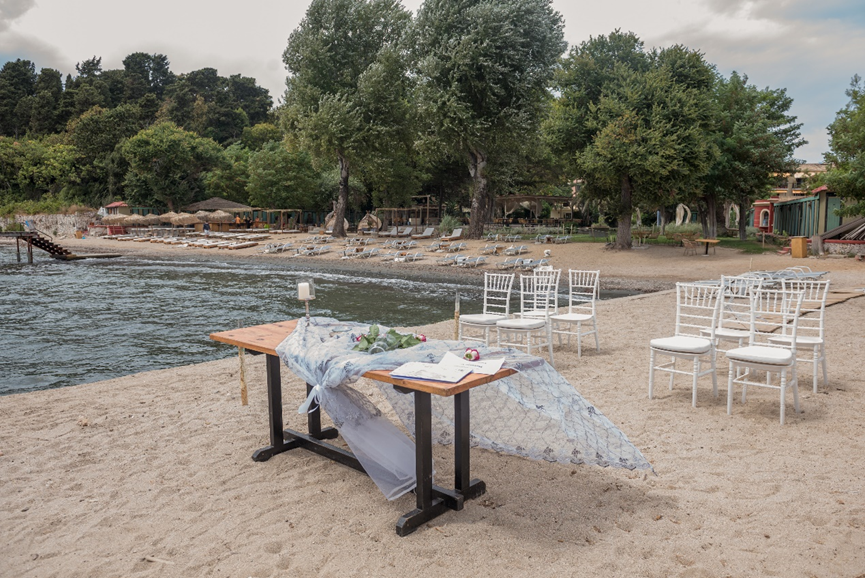 Book your wedding day in Royal Baths Mon Repos - Corfu