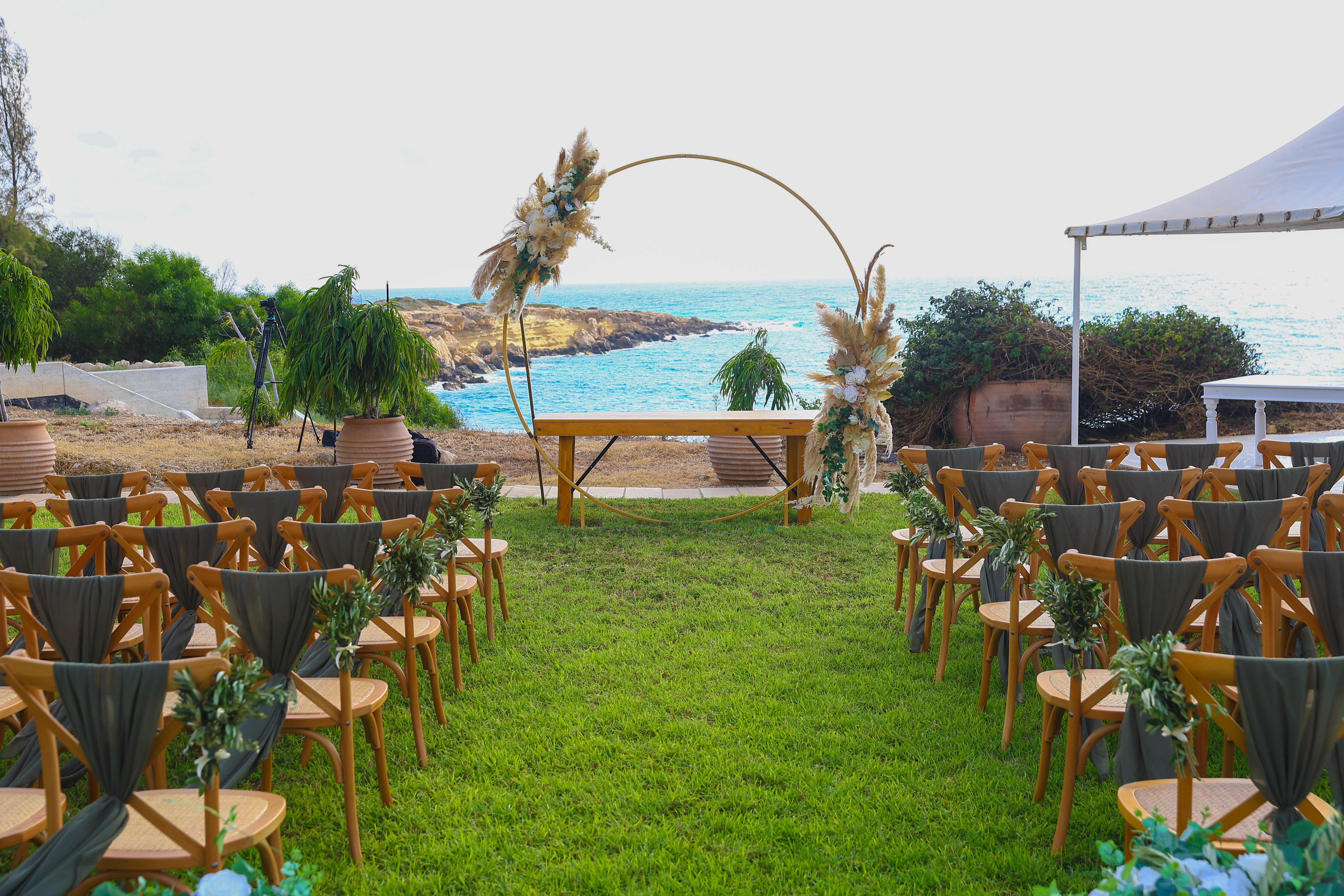 Book your wedding day in Coral Beach Hotel & Resort Paphos