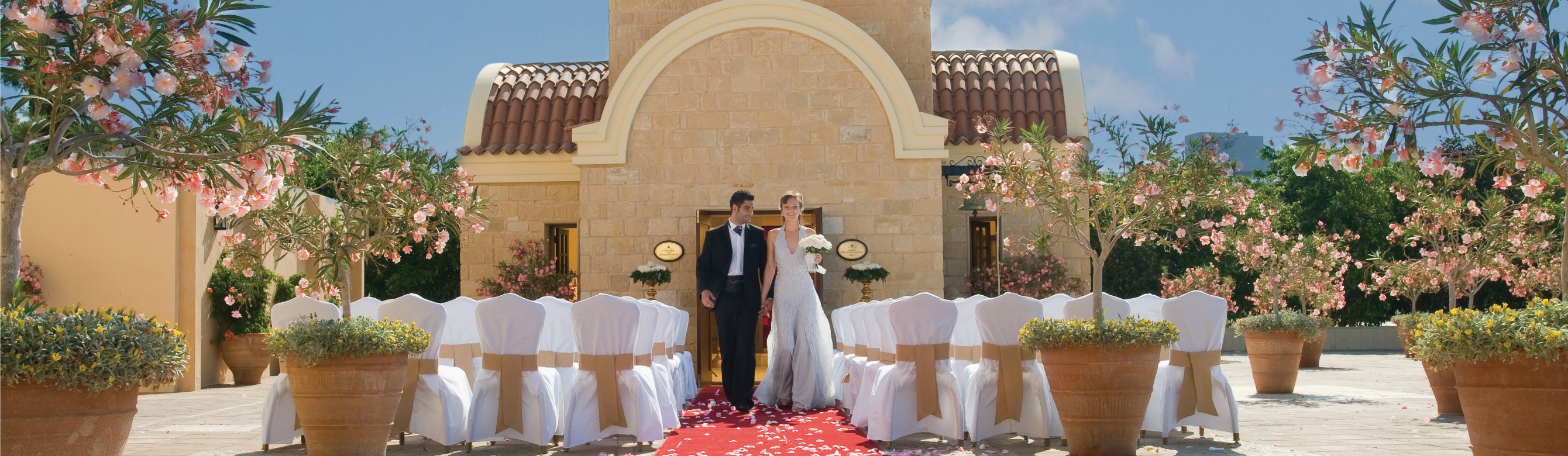 Book your wedding day in Elysium Hotel Paphos