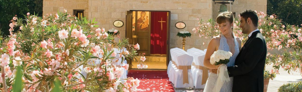 Book your wedding day in Elysium Hotel Paphos