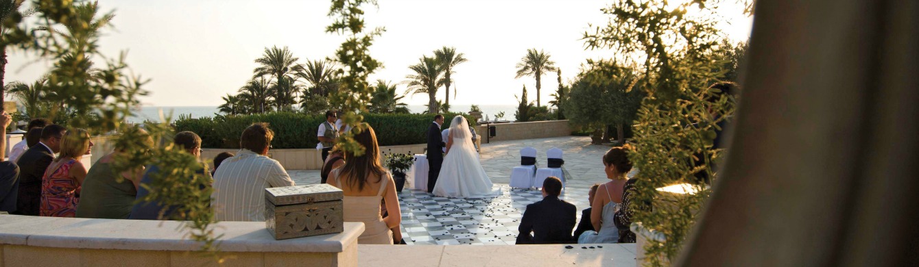 Book your wedding day in Elysium Hotel Paphos