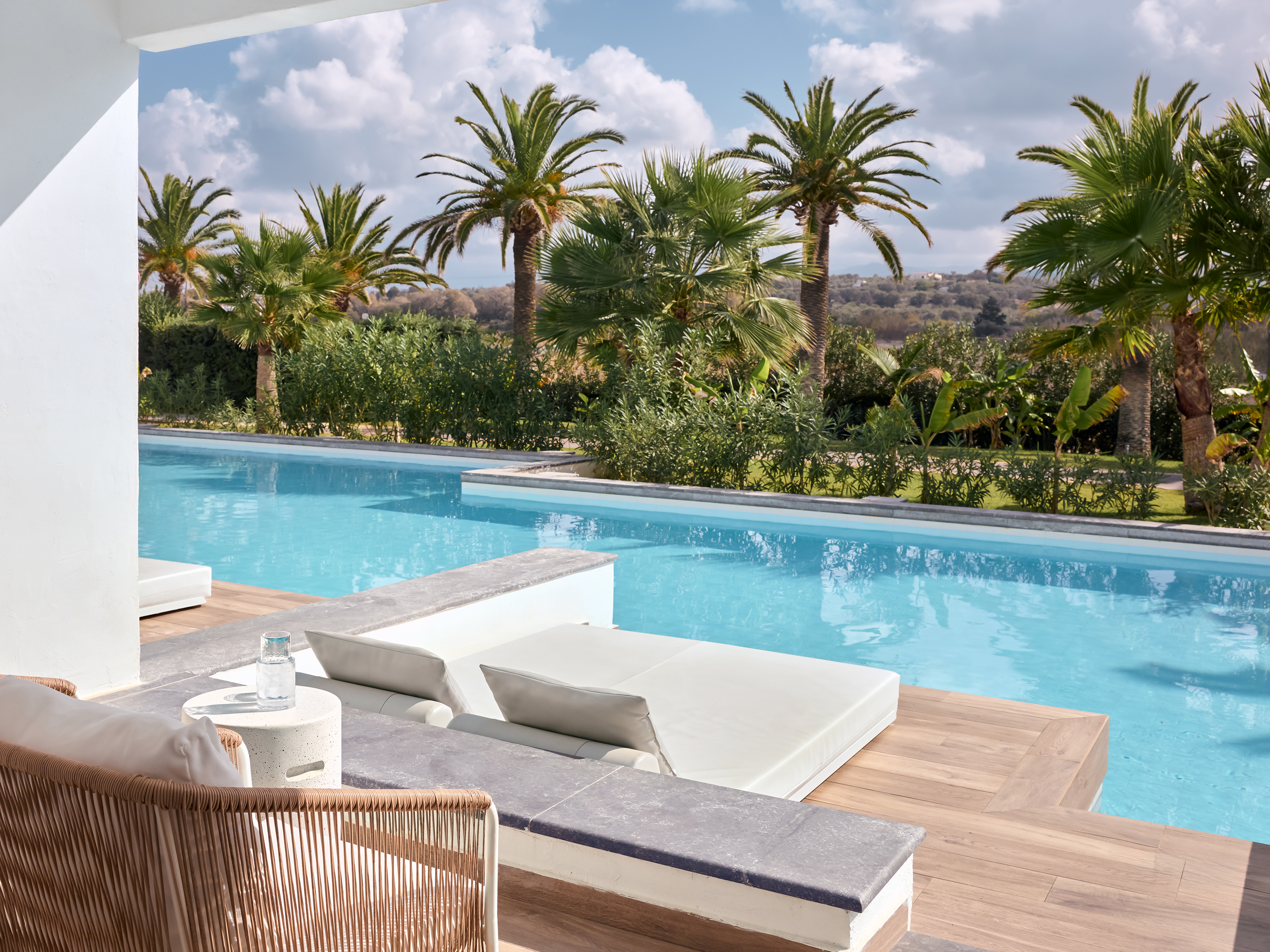 Book your wedding day in Grecotel Lux Me White Palace, Luxury Resort