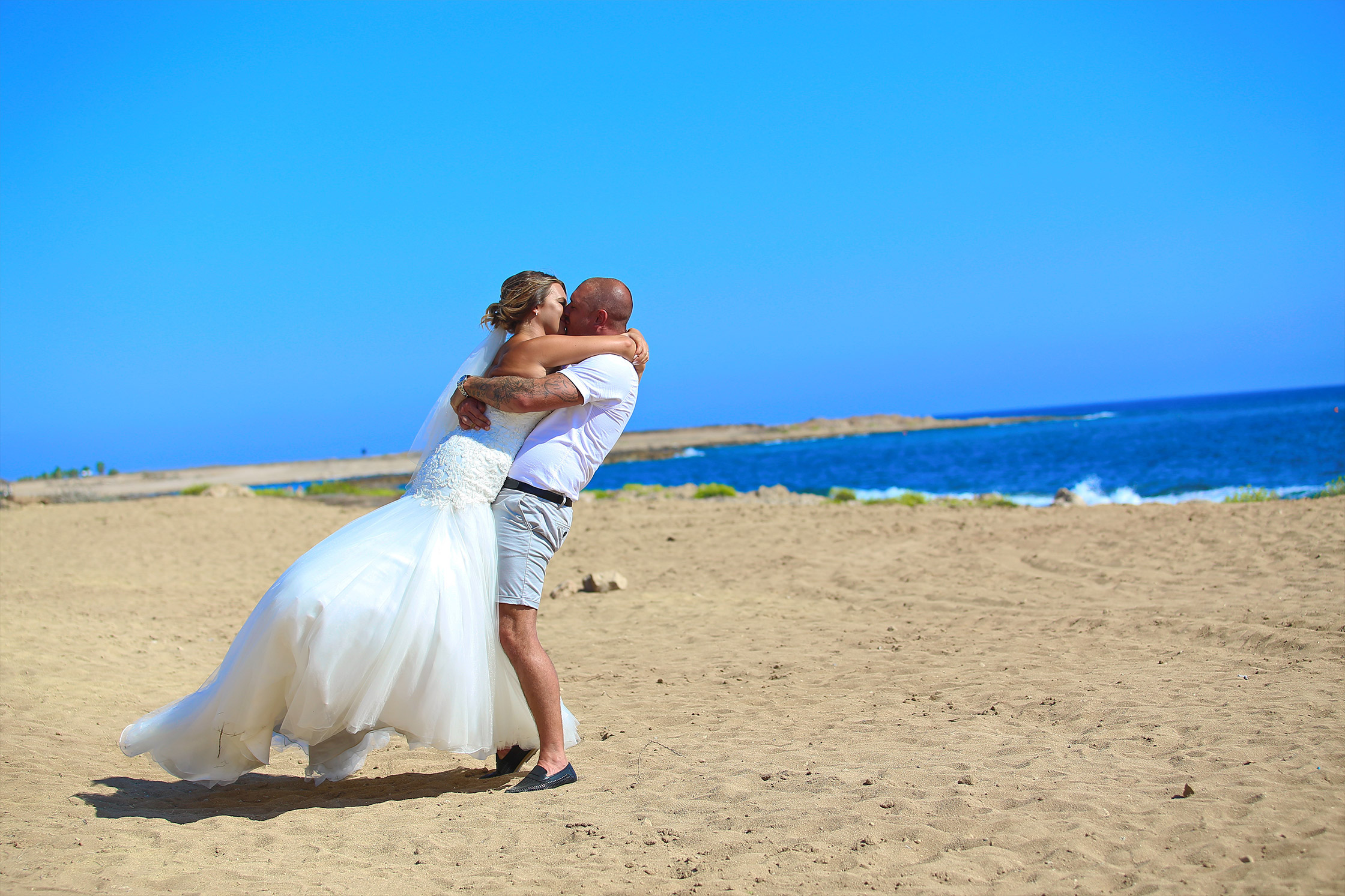 Book your wedding day in Leonardo Cypria Maris Beach Hotel & Spa Paphos