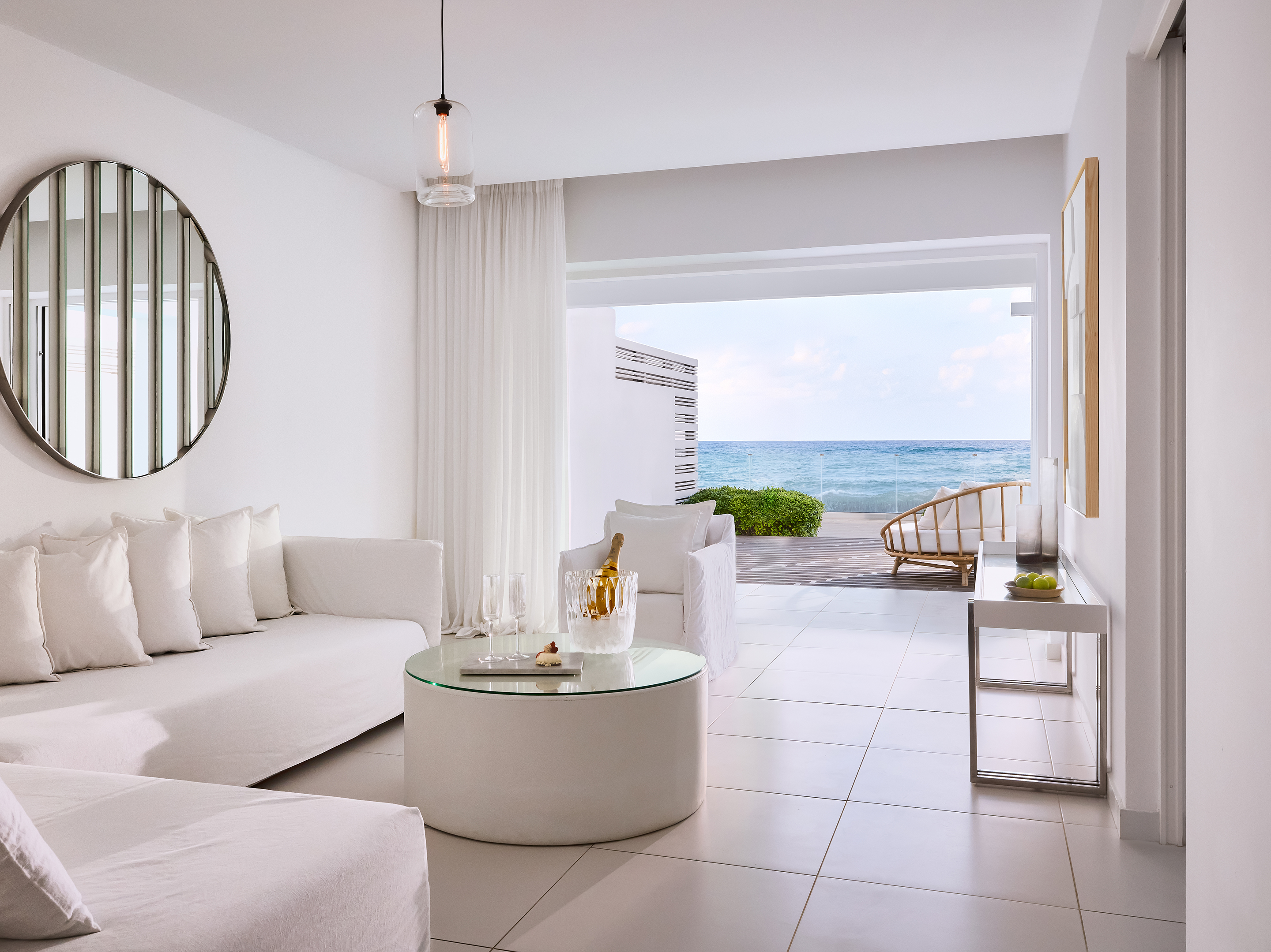 Book your wedding day in Grecotel Lux Me White Palace, Luxury Resort