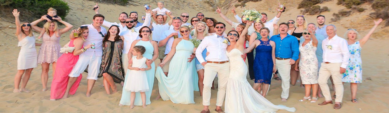 Book your wedding day in Arkos Island Venue