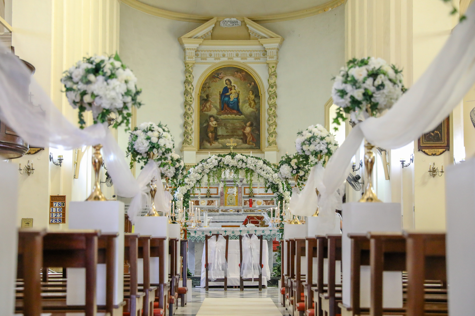 Book your wedding day in St Mary of Graces Catholic Church