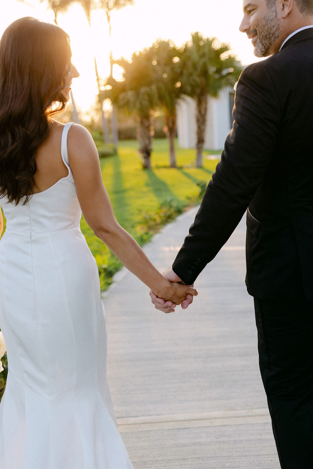 Book your wedding day in Taf Villas and Tera Venue