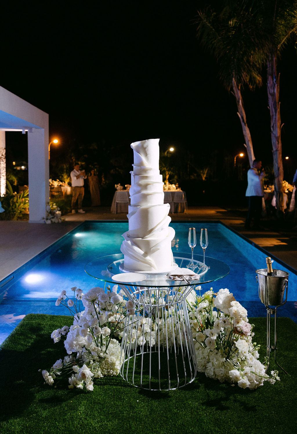 Book your wedding day in Taf Villas and Tera Venue