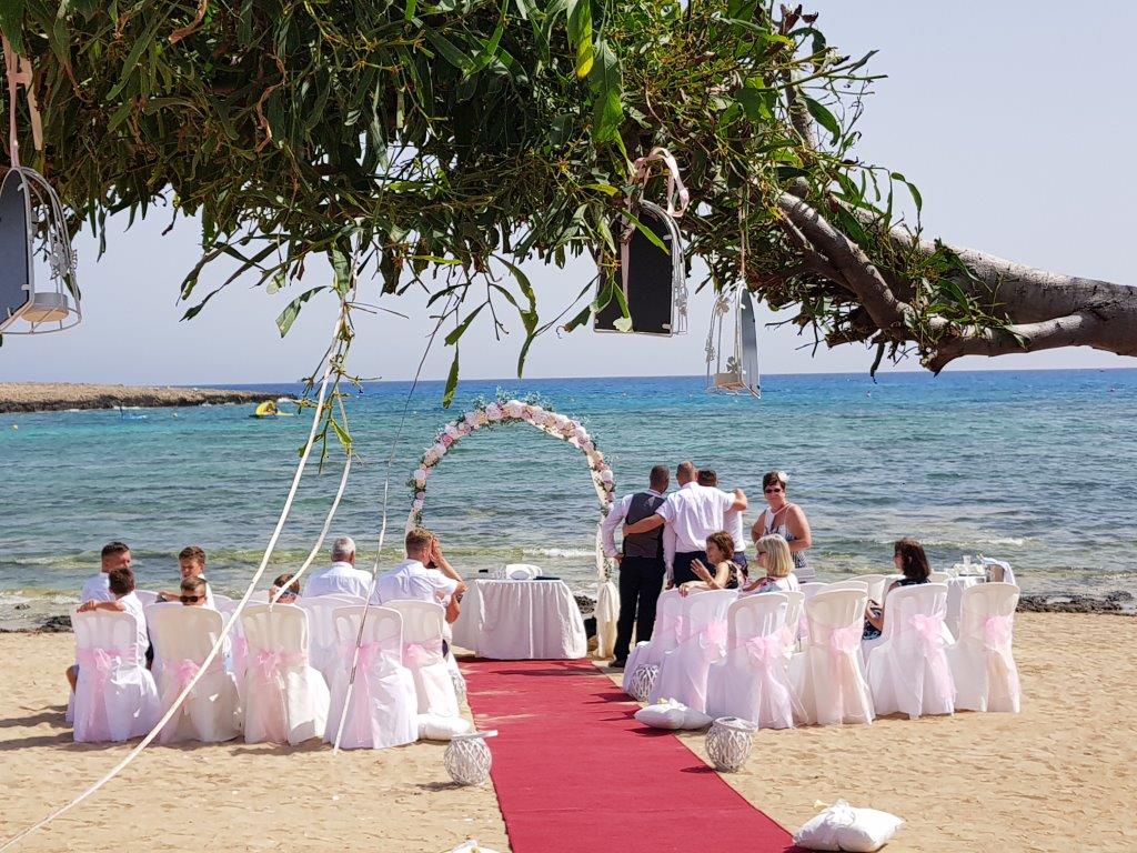 Book your wedding day in Votsalo Beach Venue (Ziatzi)