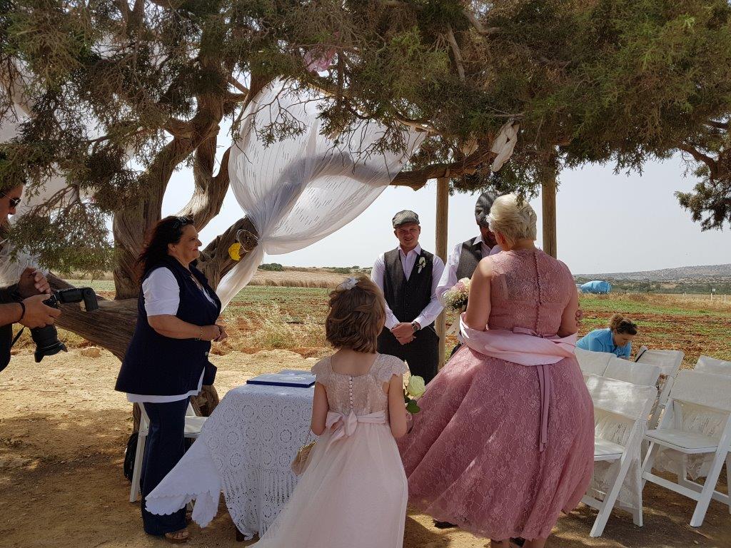 Book your wedding day in Venue Aoratos (Juniper Tree)