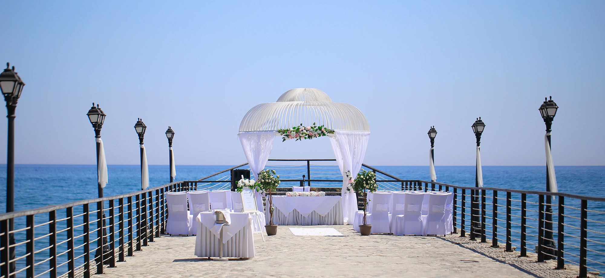 Book your wedding day in Elias Beach Hotel Limassol