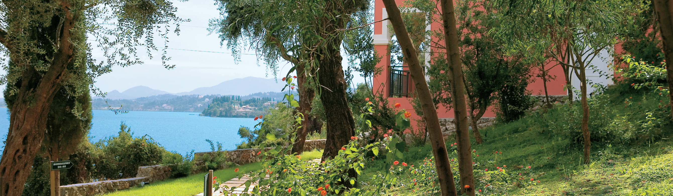 Book your wedding day in Grecotel Eva Palace Luxury Resort Corfu