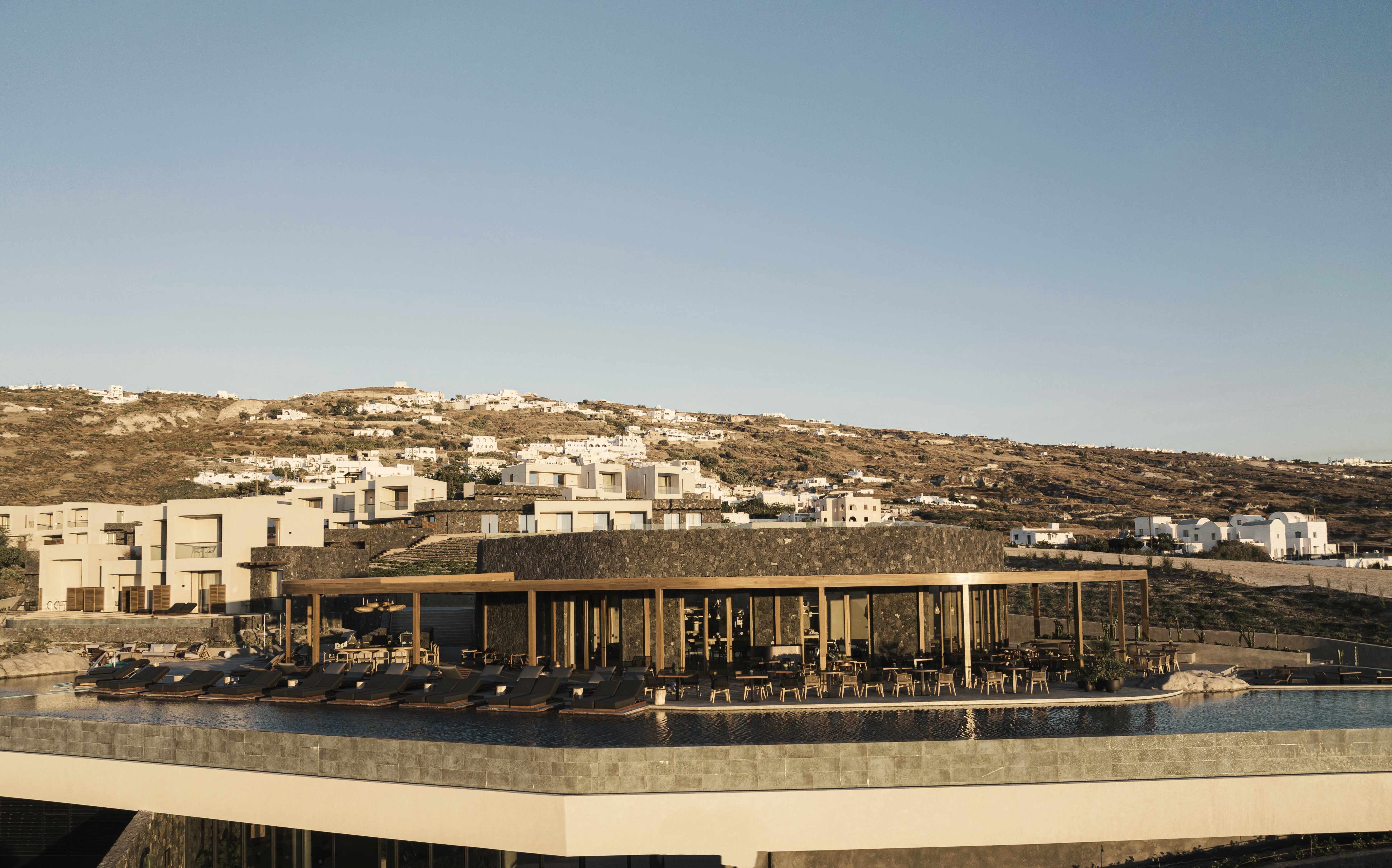 Book your wedding day in MAGMA RESORT SANTORINI