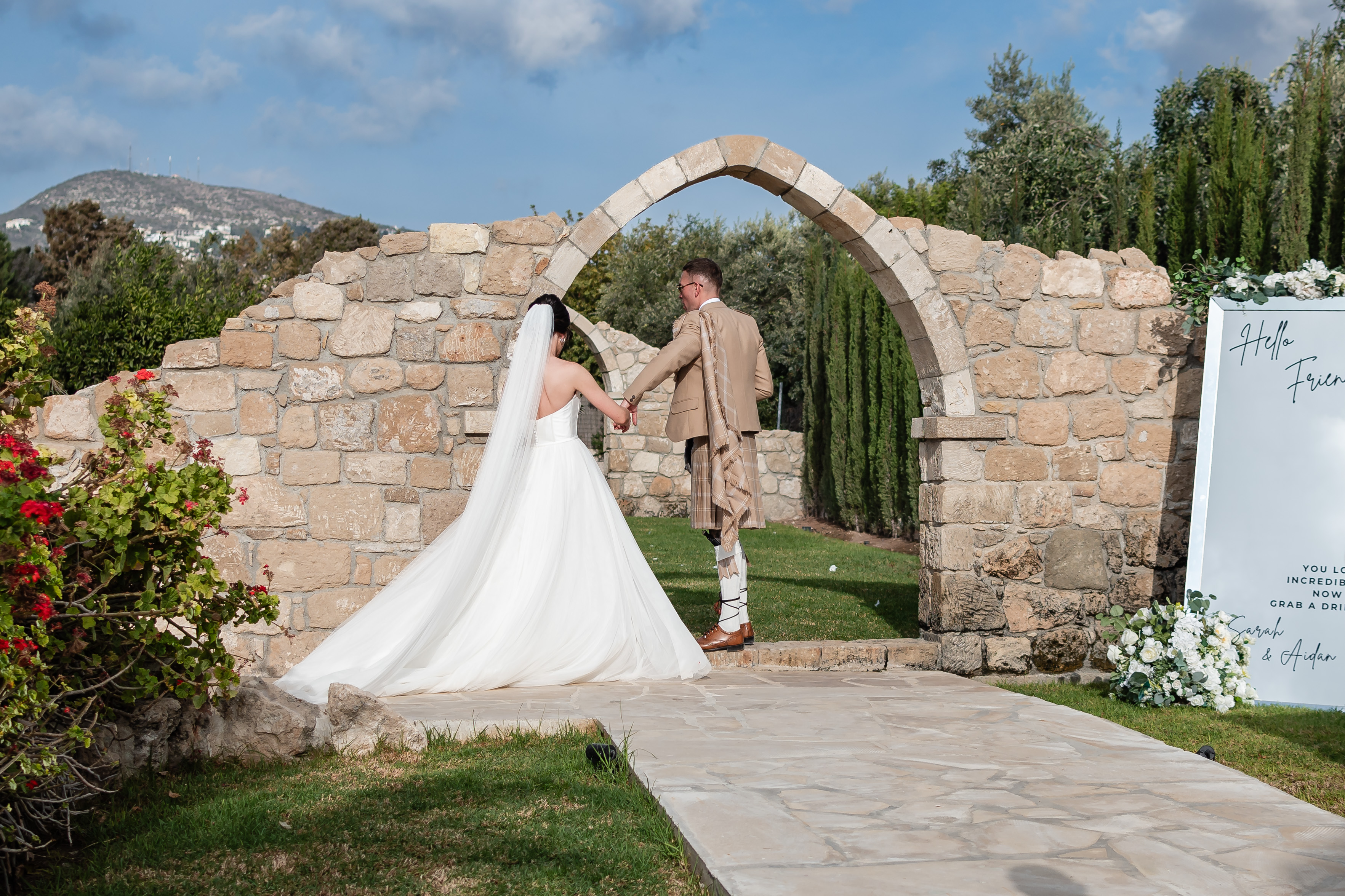 Book your wedding day in L'Chateau Wedding Venue Paphos