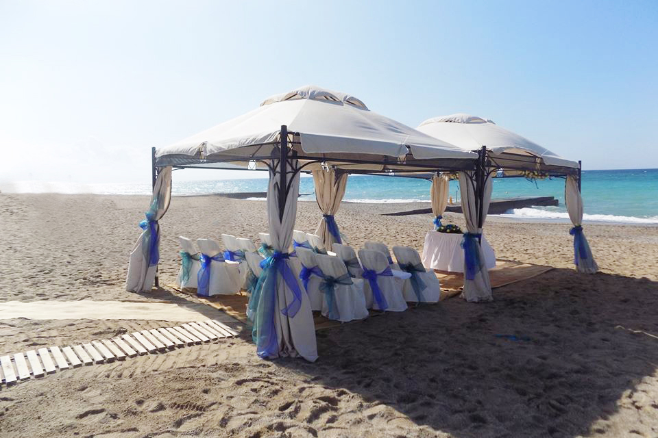 Book your wedding day in Aquila Rithymna Beach Crete