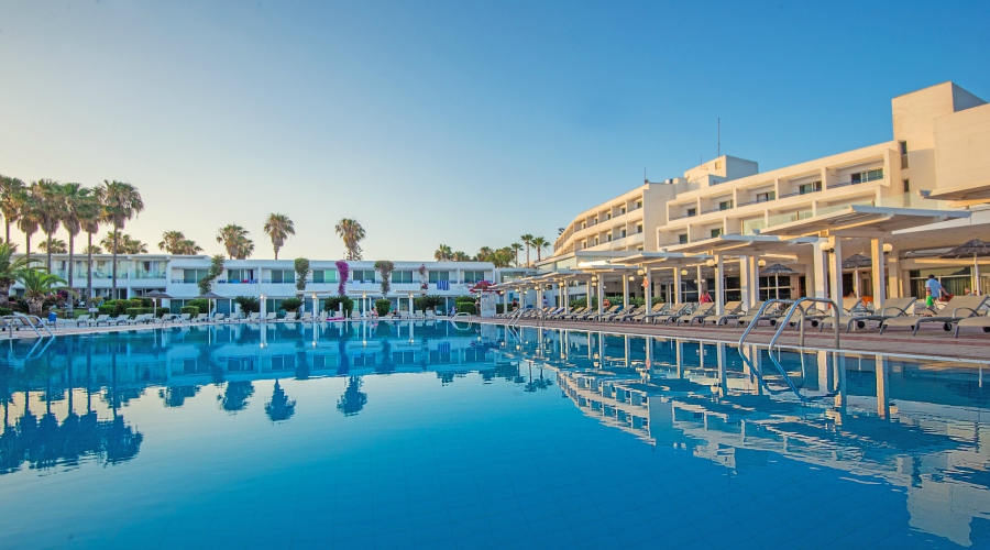 Book your wedding day in Dome Beach Hotel & Resort Ayia Napa