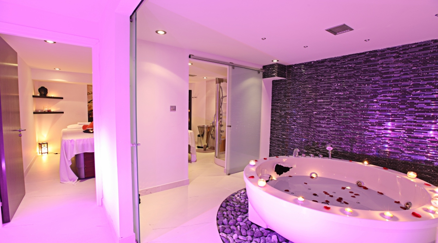 Book your wedding day in Dome Beach Hotel & Resort Ayia Napa