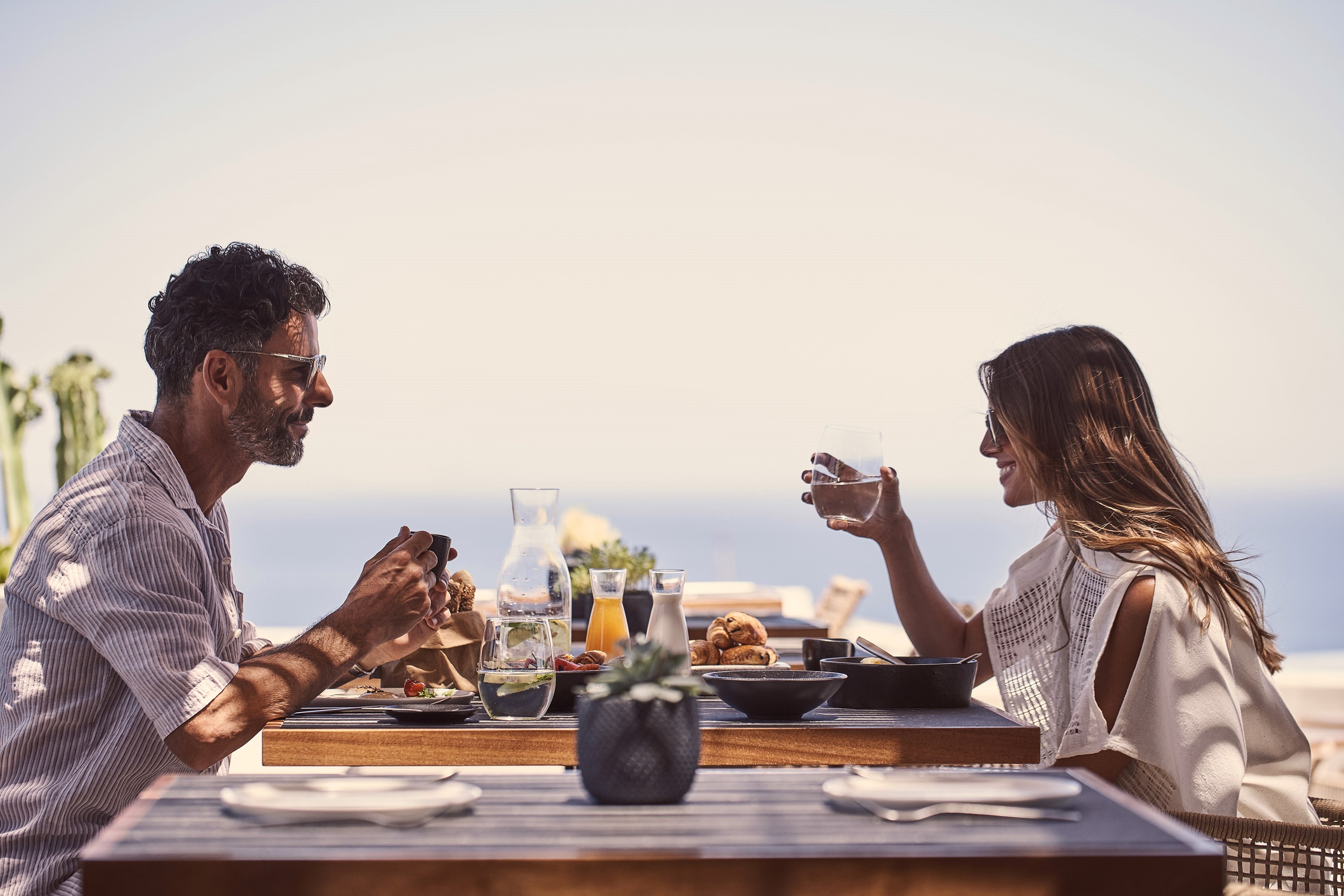 Book your wedding day in MAGMA RESORT SANTORINI