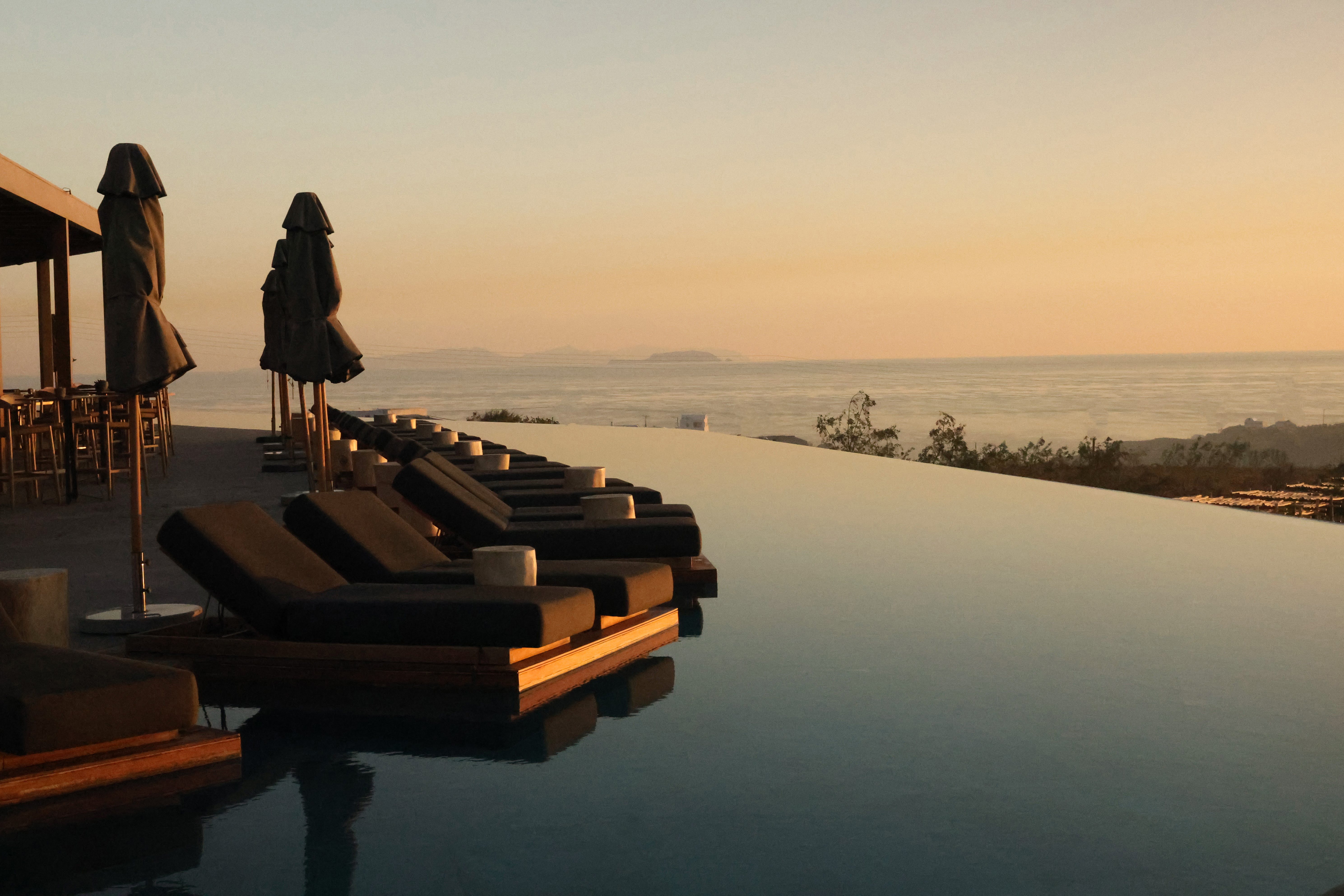 Book your wedding day in MAGMA RESORT SANTORINI