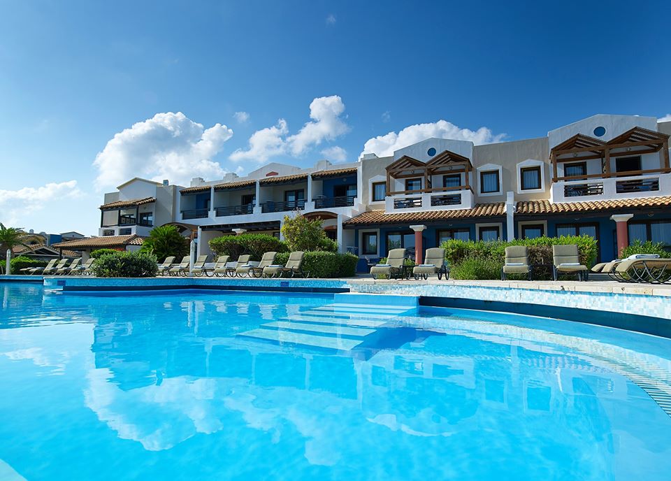 Book your wedding day in Knossos Royal Crete