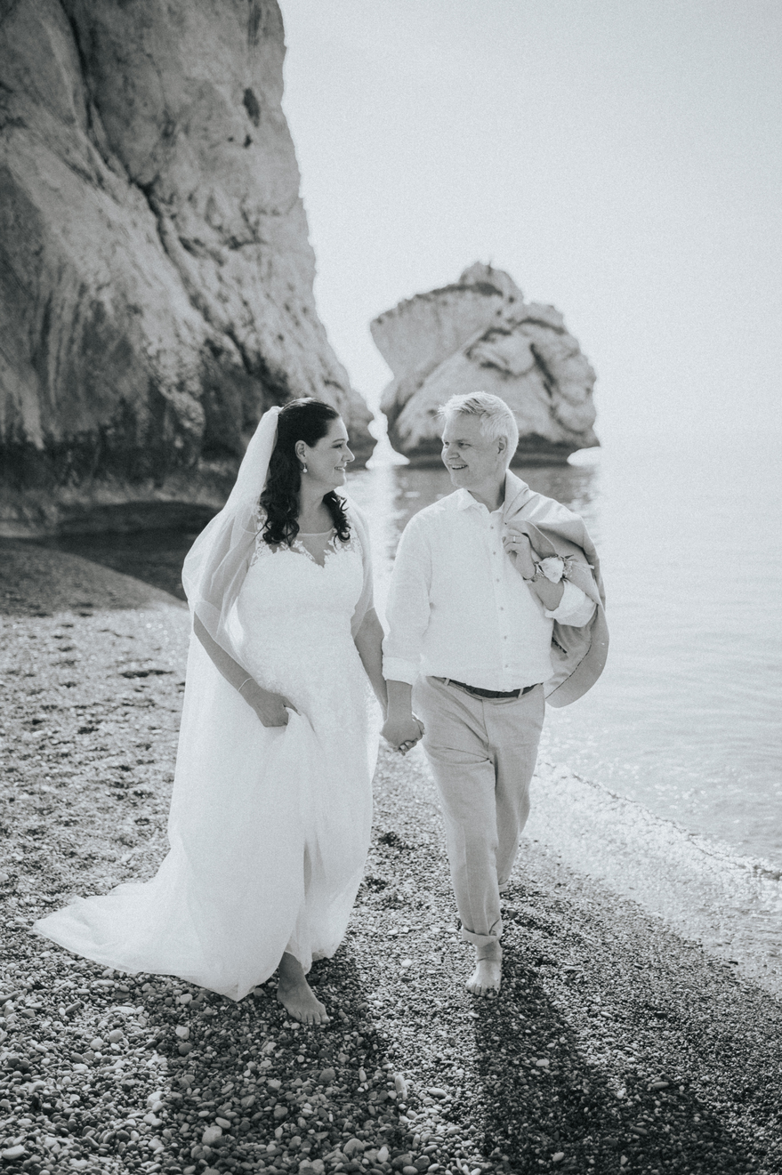 Book your wedding day in Aphrodite's Rock-Petra tou Romiou