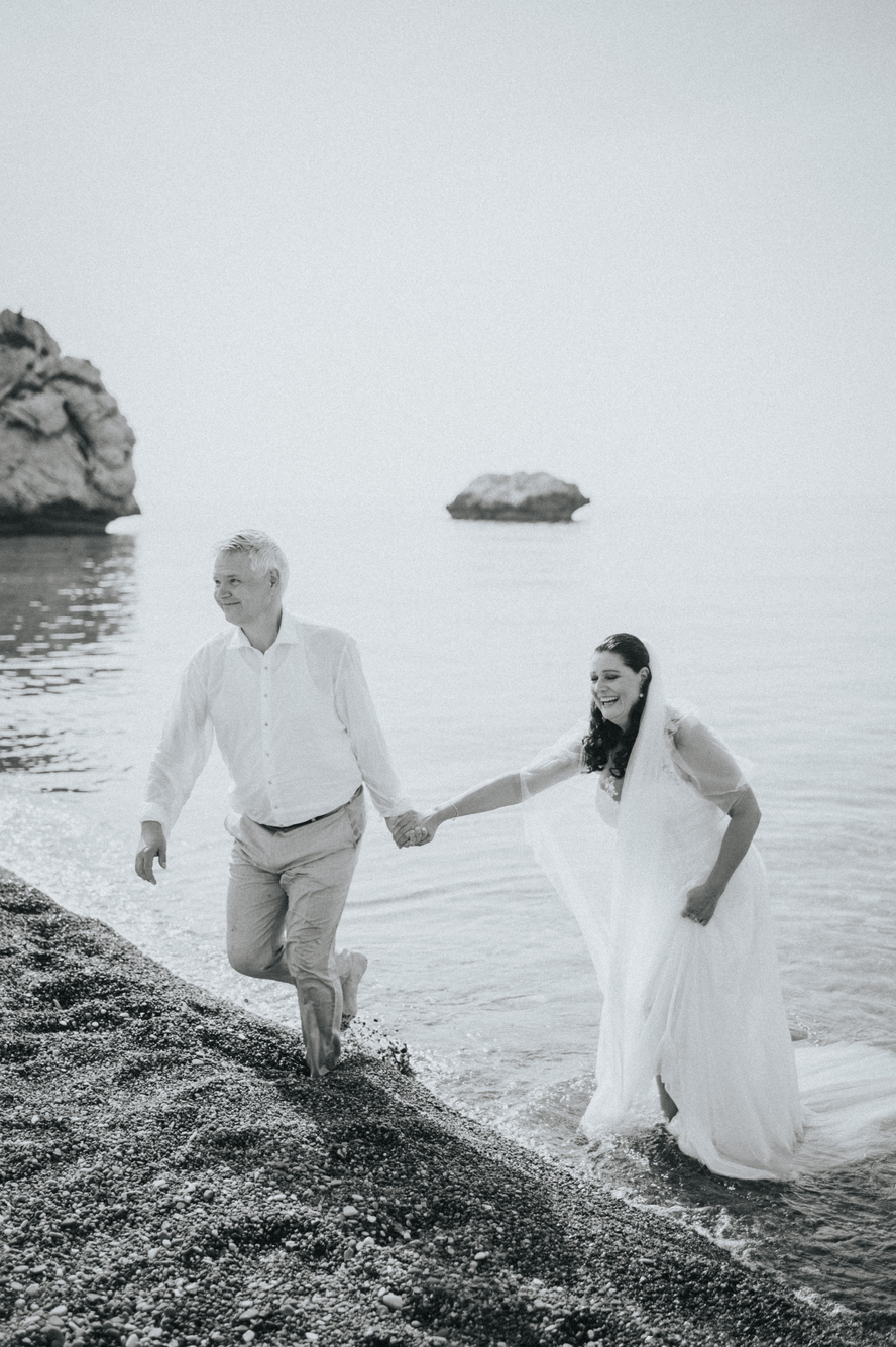 Book your wedding day in Aphrodite's Rock-Petra tou Romiou