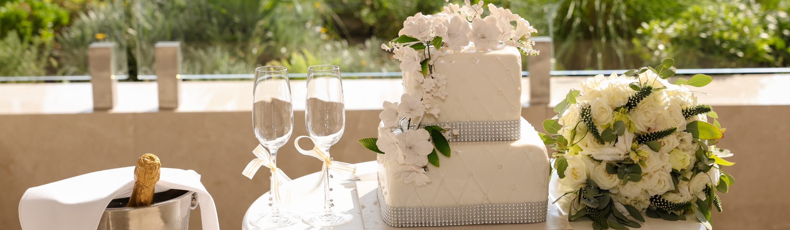 Book your wedding day in Alexander The Great Beach Hotel Paphos