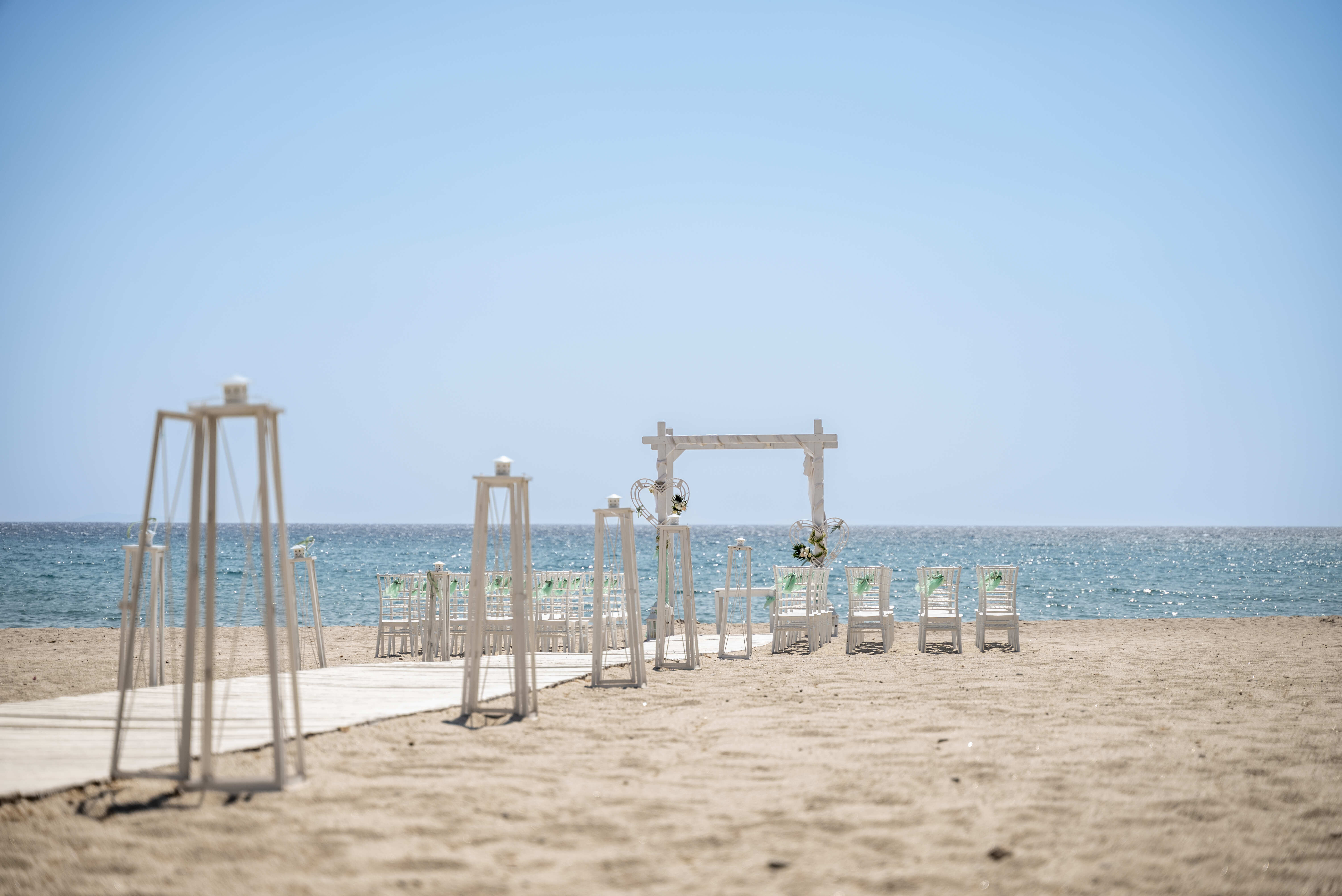 Book your wedding day in Atlantica Beach Resort