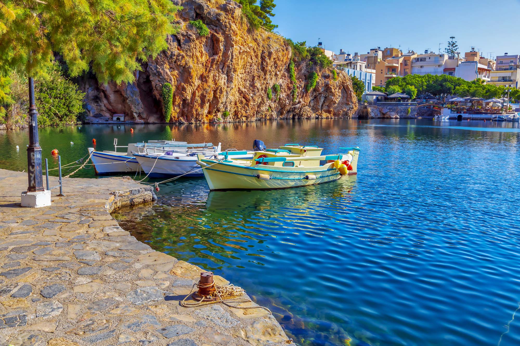 Book your wedding day in Aghios Nikolaos Lakeside Crete