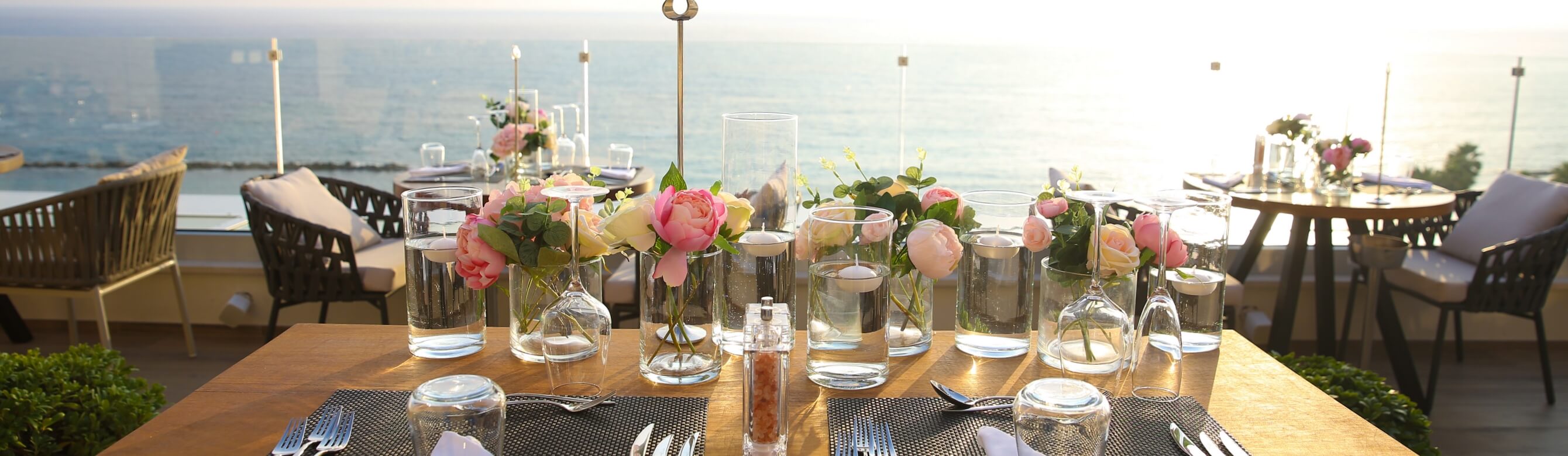 Book your wedding day in Amavi