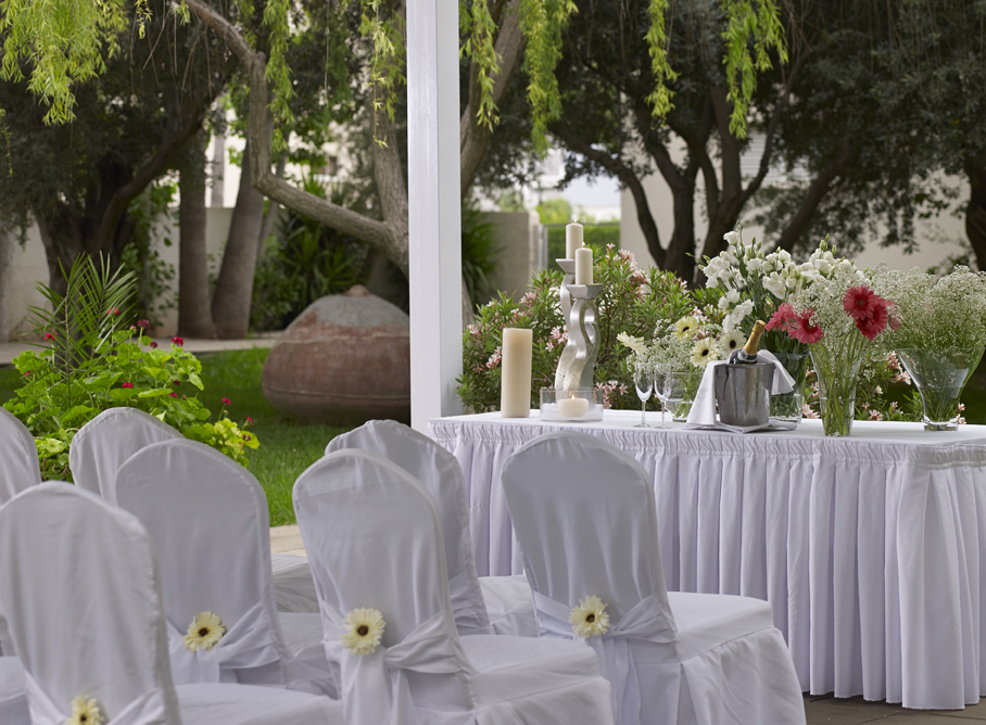 Book your wedding day in Atlantica Oasis Hotel