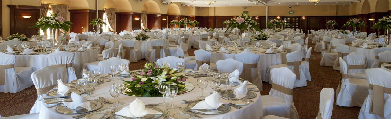 Book your wedding day in Elysium Hotel Paphos