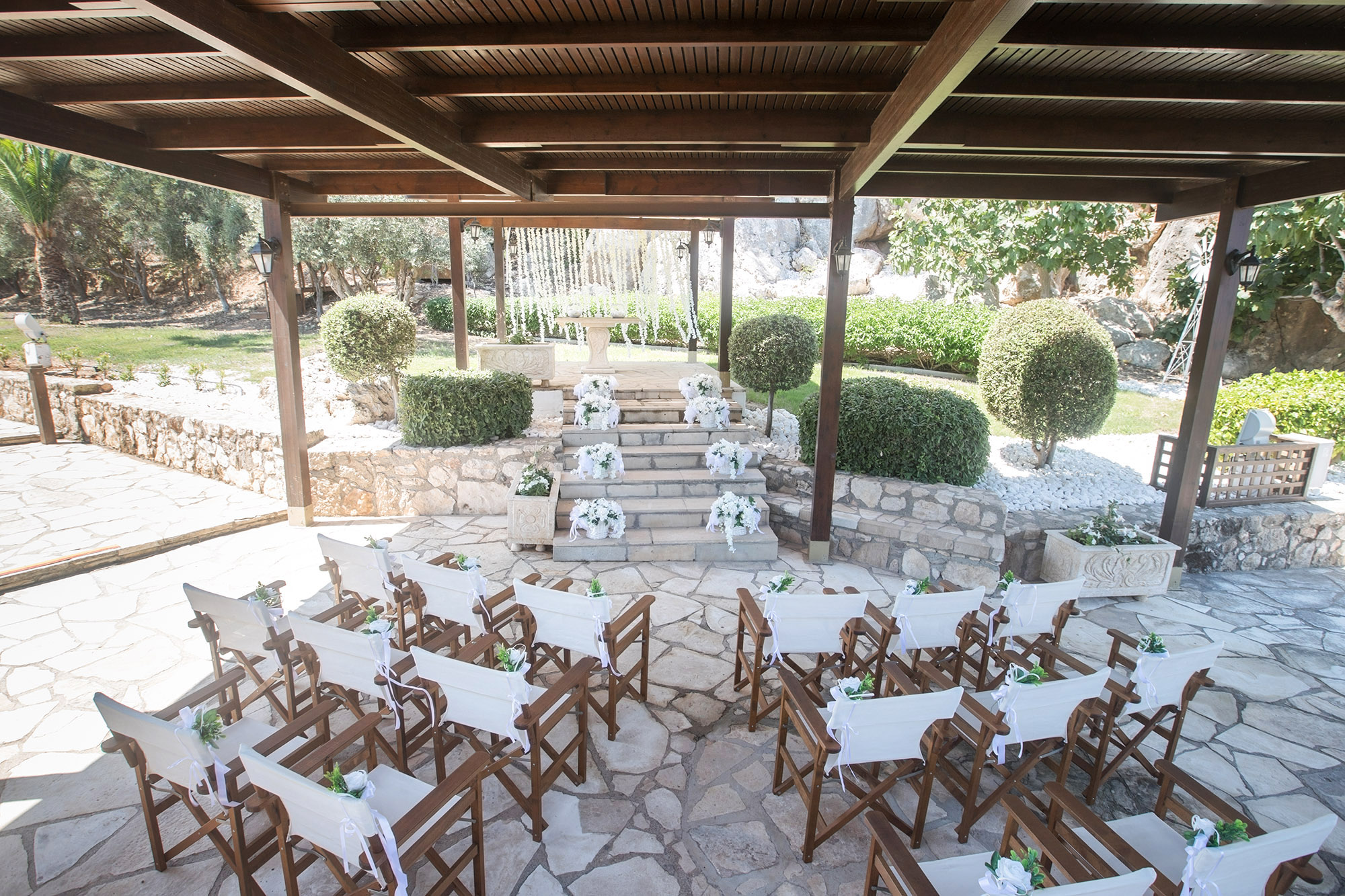 Book your wedding day in St. Elias Garden Venue