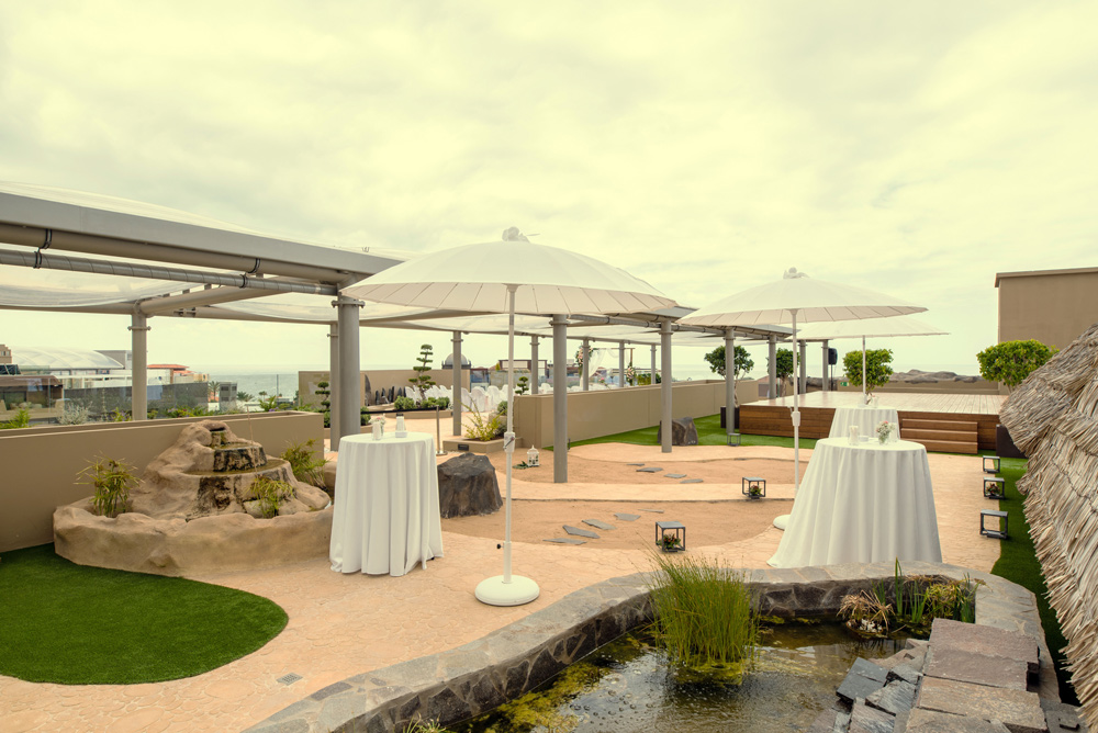 Book your wedding day in GF VICTORIA