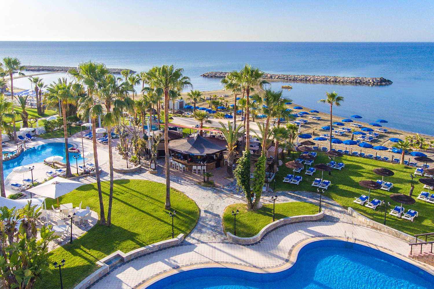 Book your wedding day in Lordos Beach Hotel Larnaca