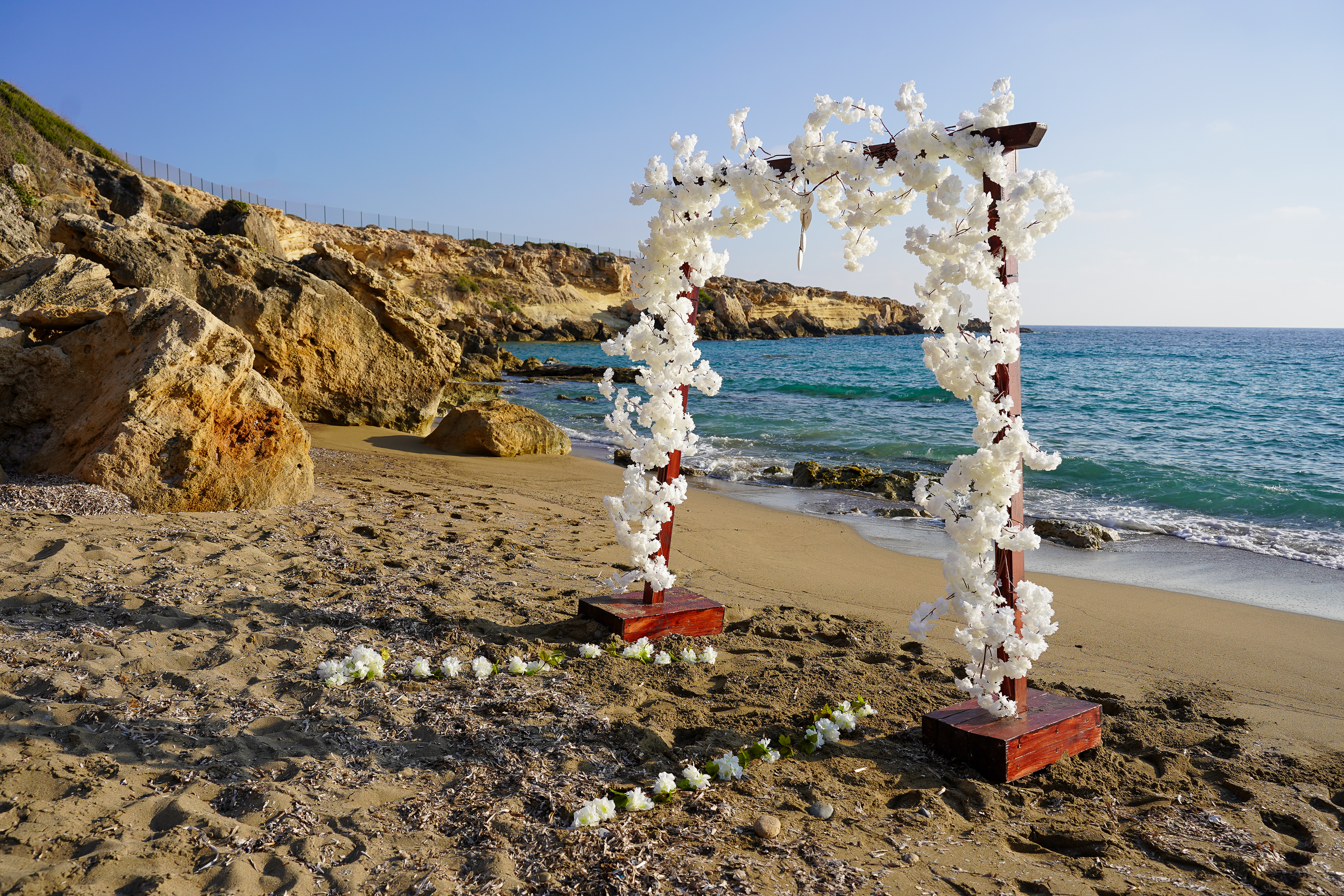 Book your wedding day in Coral Beach Hotel & Resort Paphos