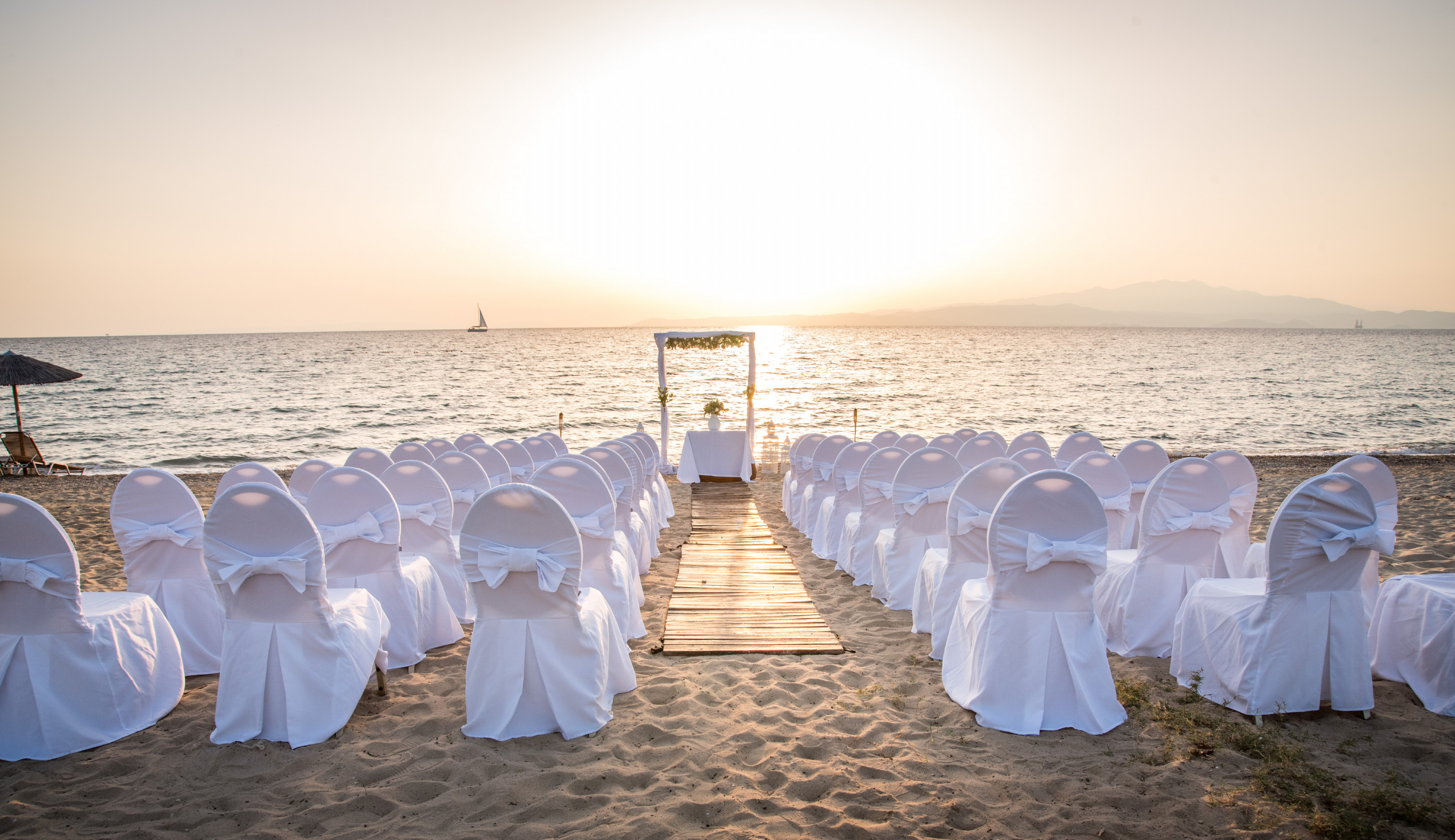Book your wedding day in ILIOMARE