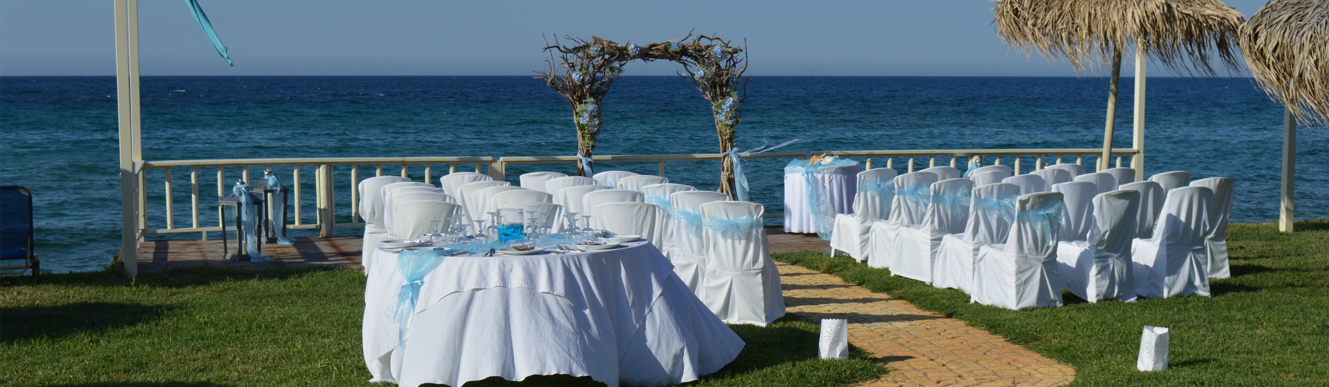 Book your wedding day in Vardiola Taverna Zante