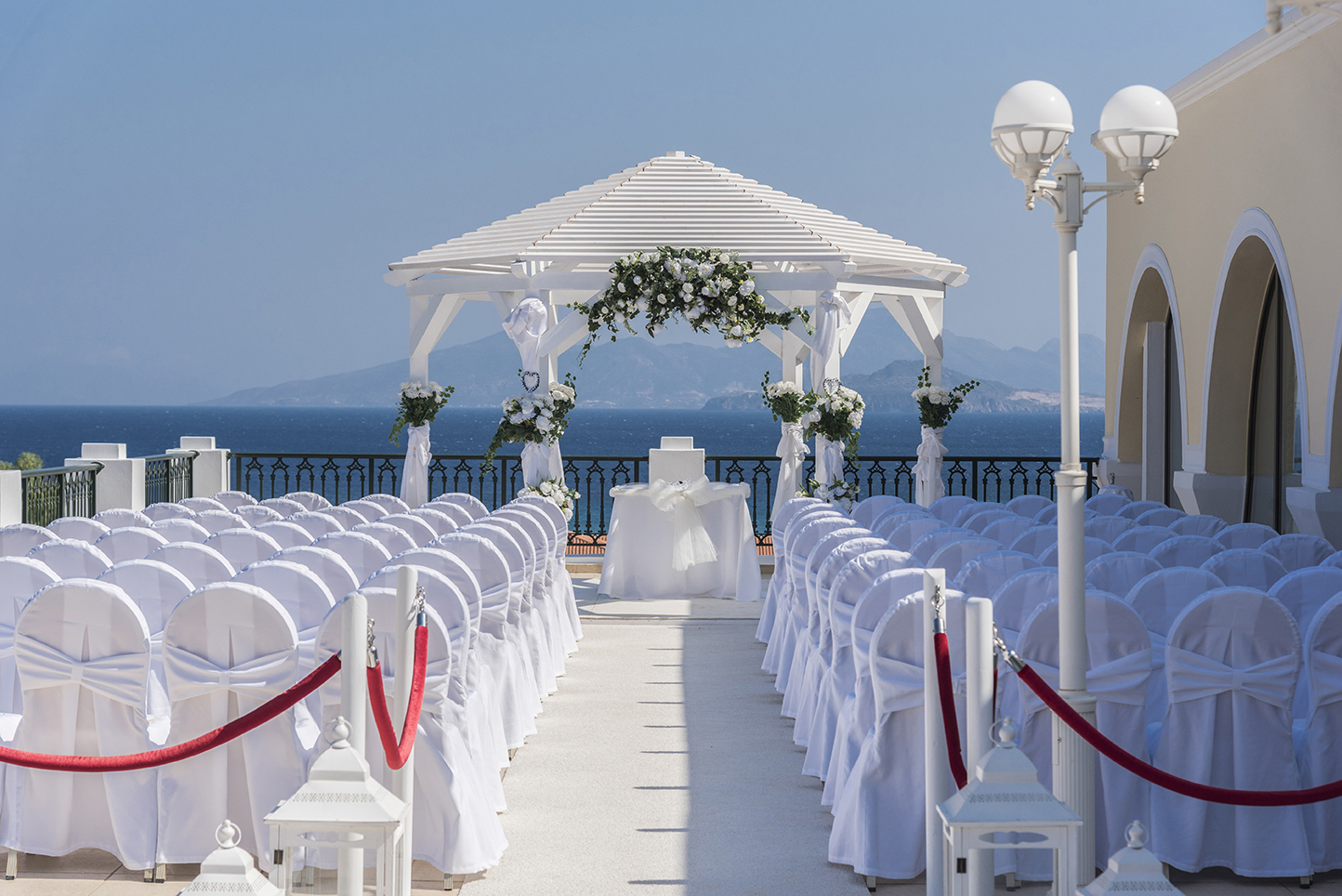 Book your wedding day in Porto Bello Royal