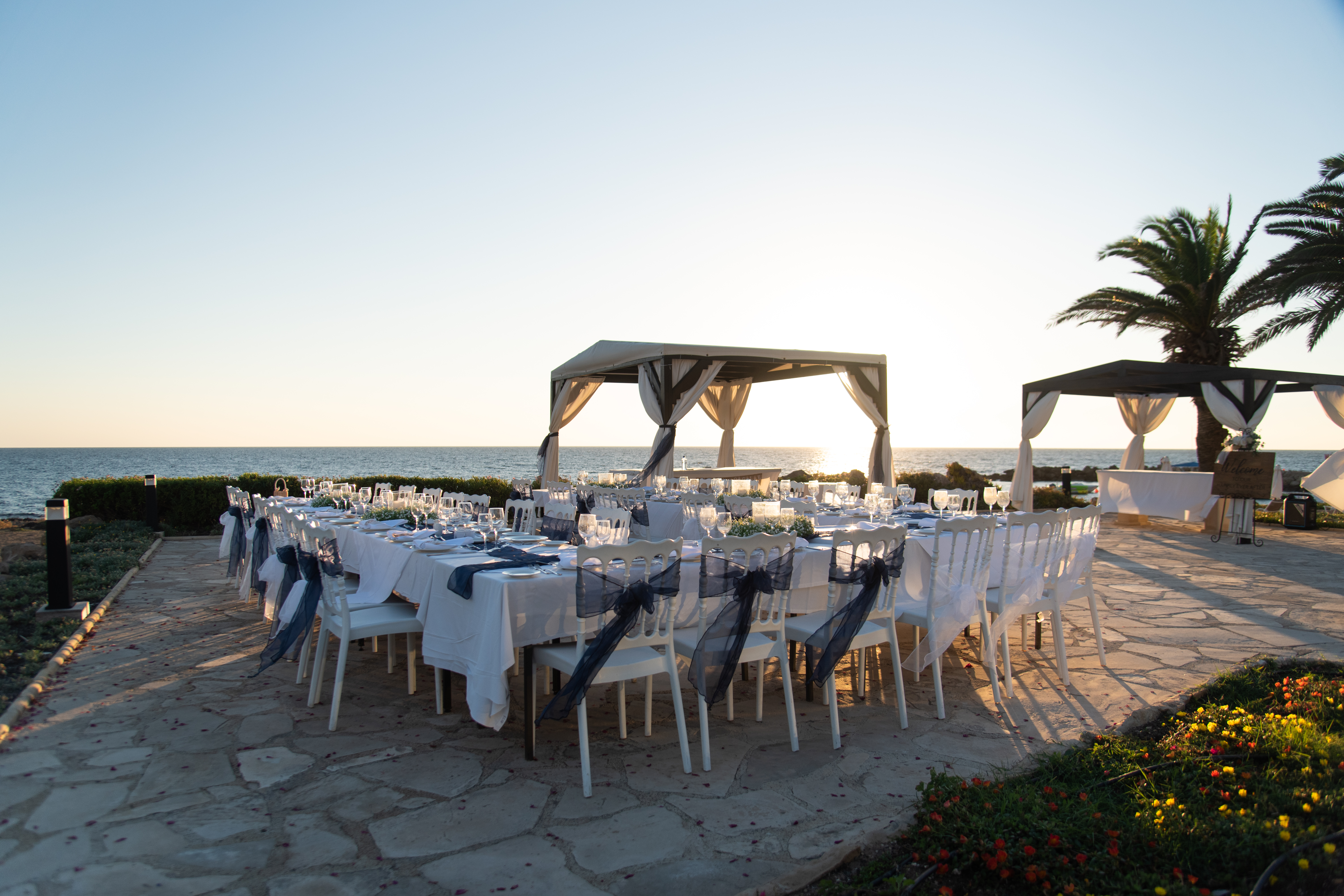 Book your wedding day in Leonardo Cypria Bay 