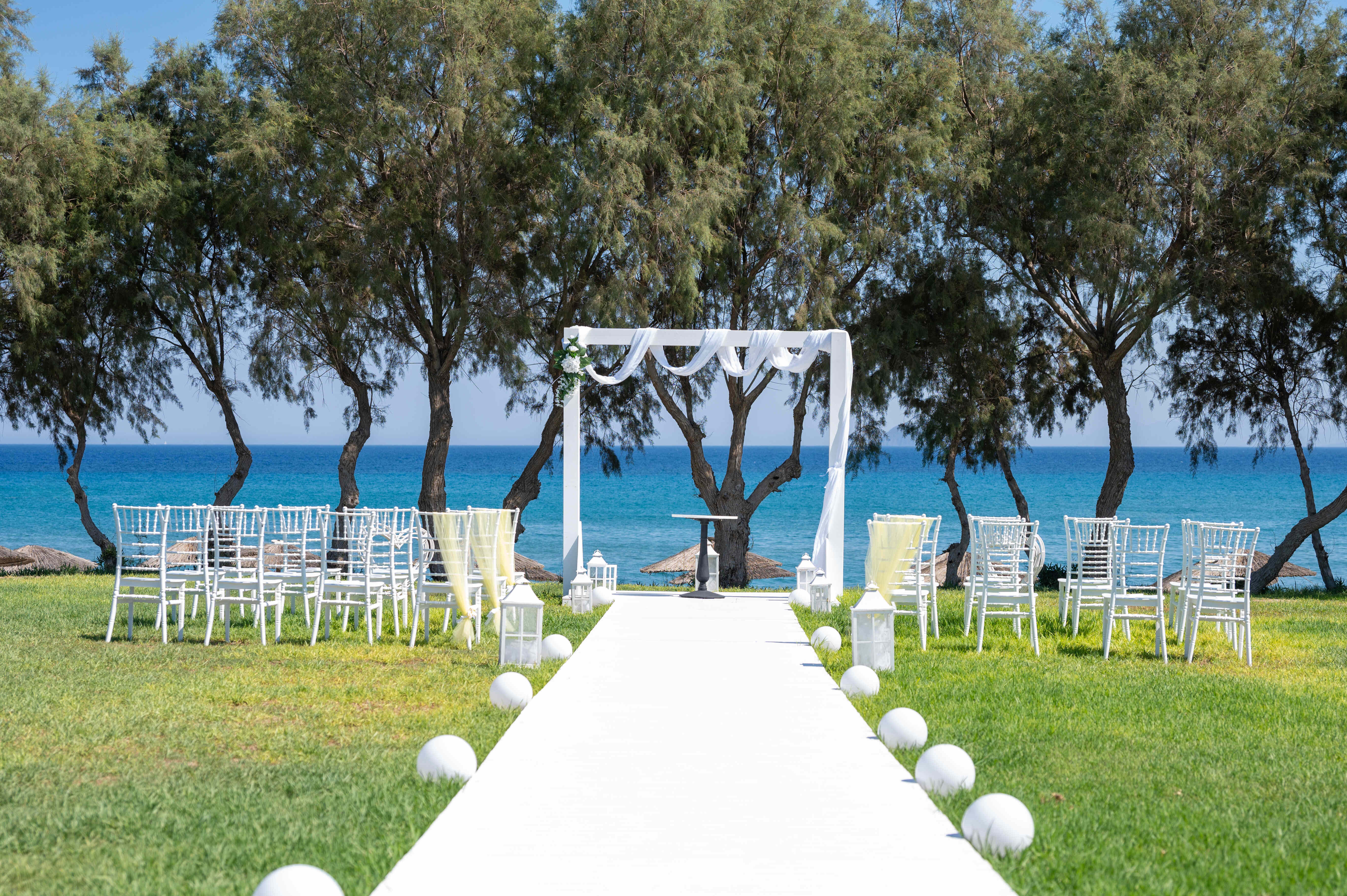 Book your wedding day in Atlantica Beach Resort