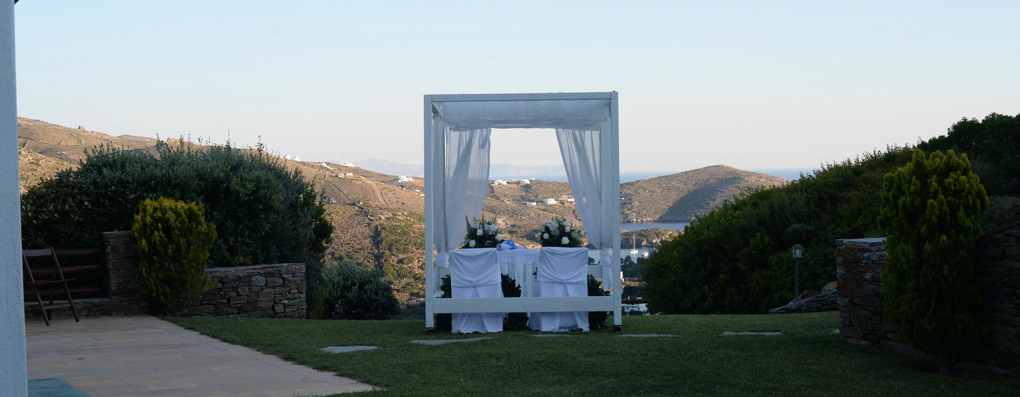 Book your wedding day in Heliades Villas Andros