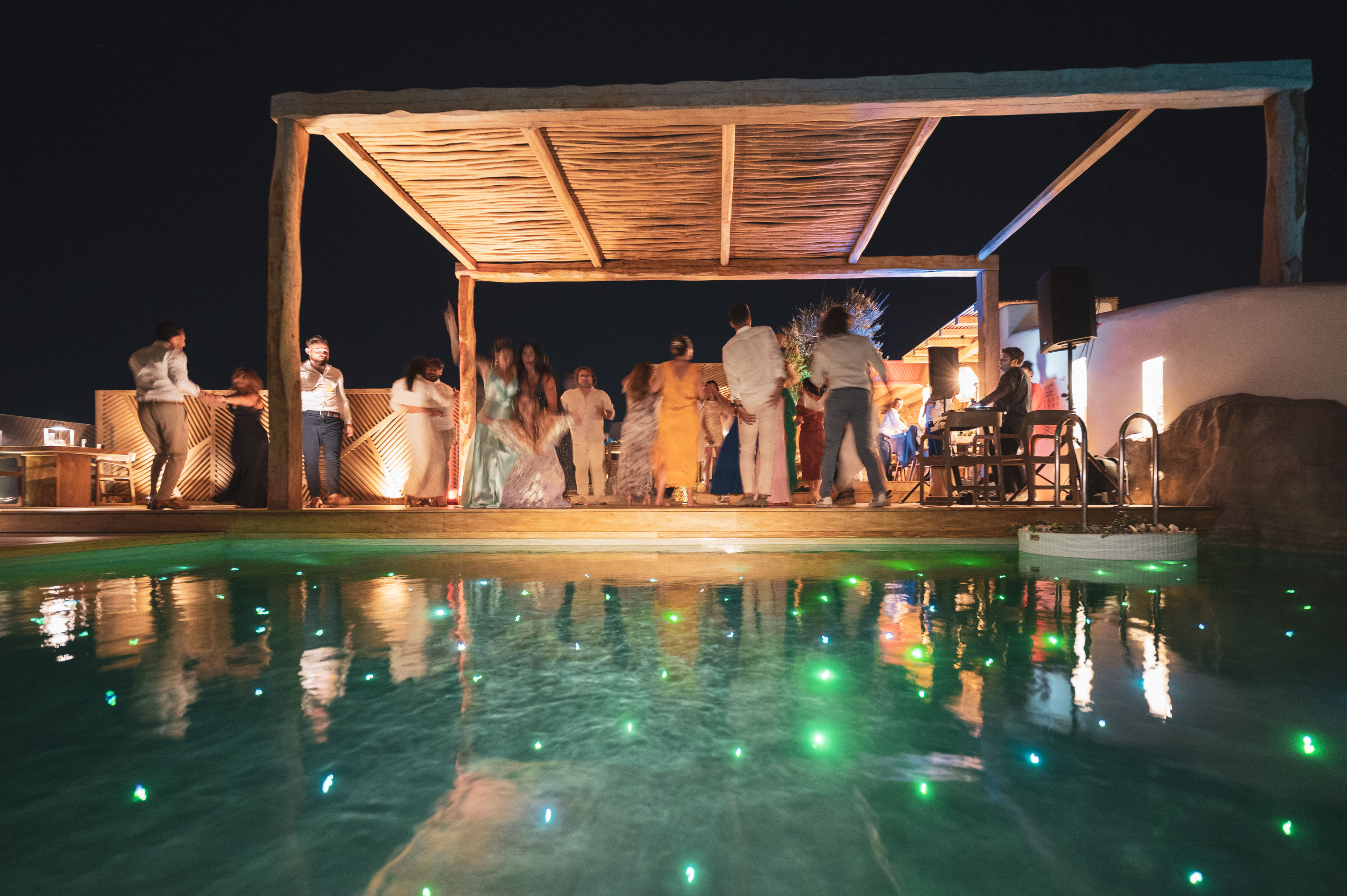 Book your wedding day in Alissachni Mykonos