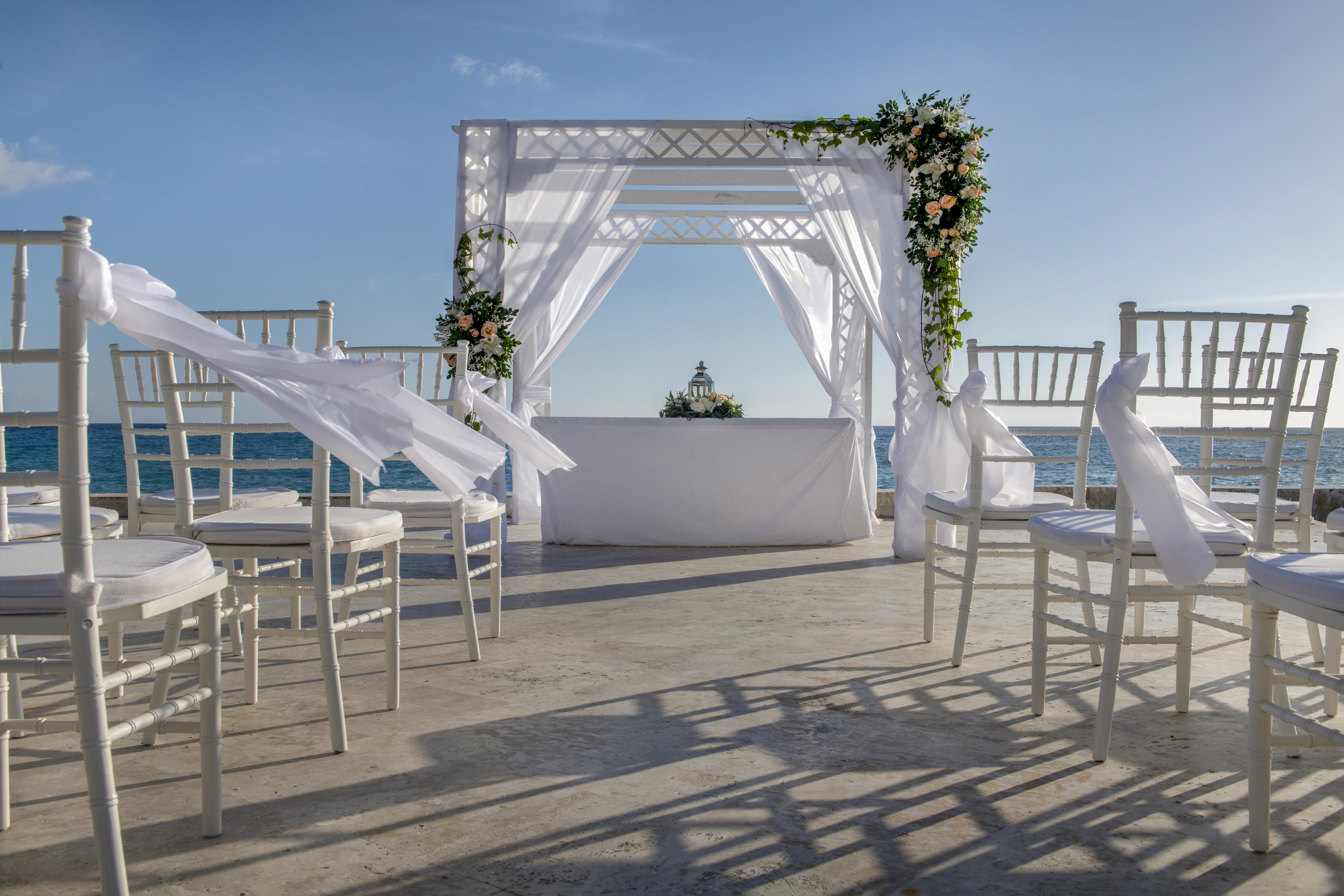 Book your wedding day in Viva Wyndham Dominicus Beach